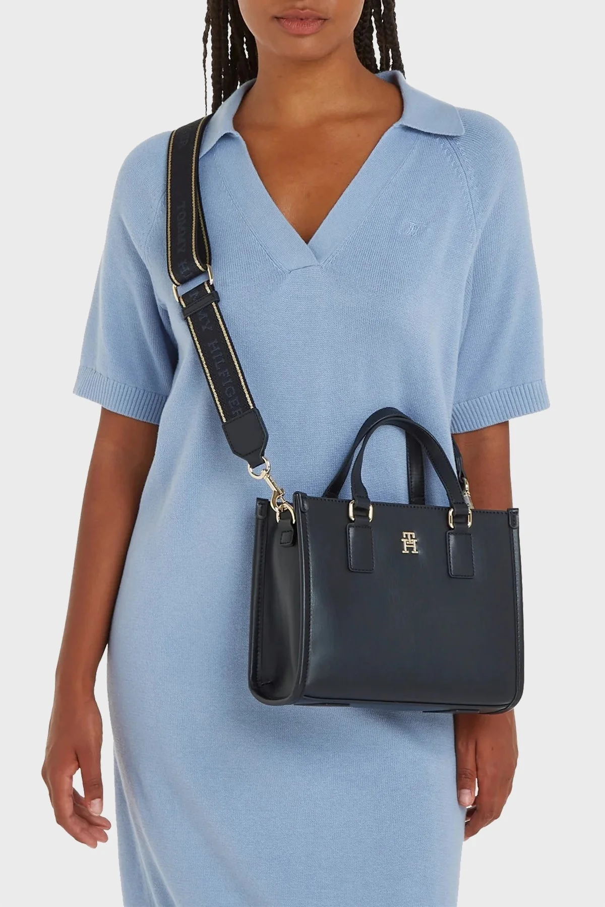 Tommy Hilfiger Logolu Çıkarılabilir Uzatma Askılı Bayan Çanta AW0AW15977 DW6 LACİVERT - 2