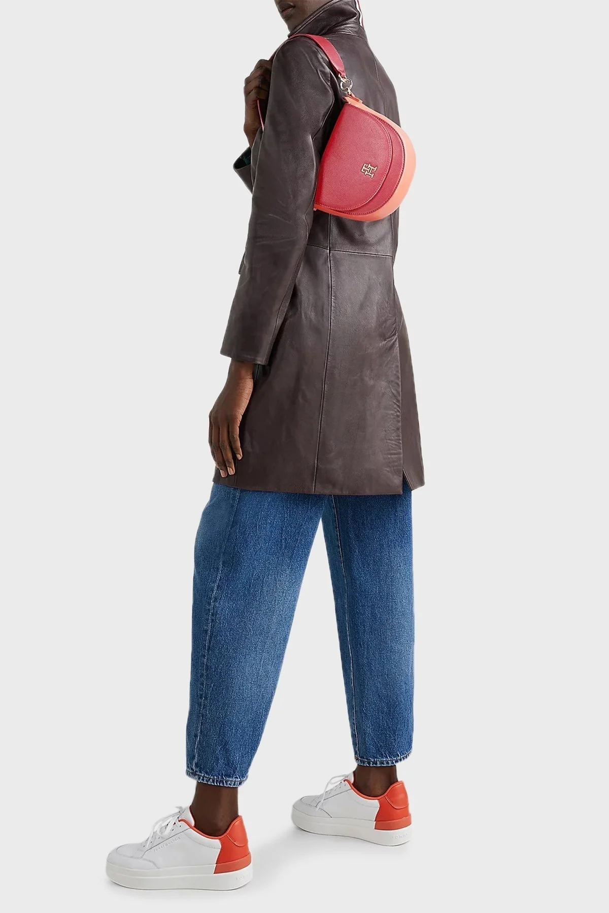 Tommy Hilfiger Logolu Çıkarılabilir ve Ayarlanabilir Uzatma Askılı Bayan Çanta AW0AW14369 0KP Bordo-Turuncu - 2