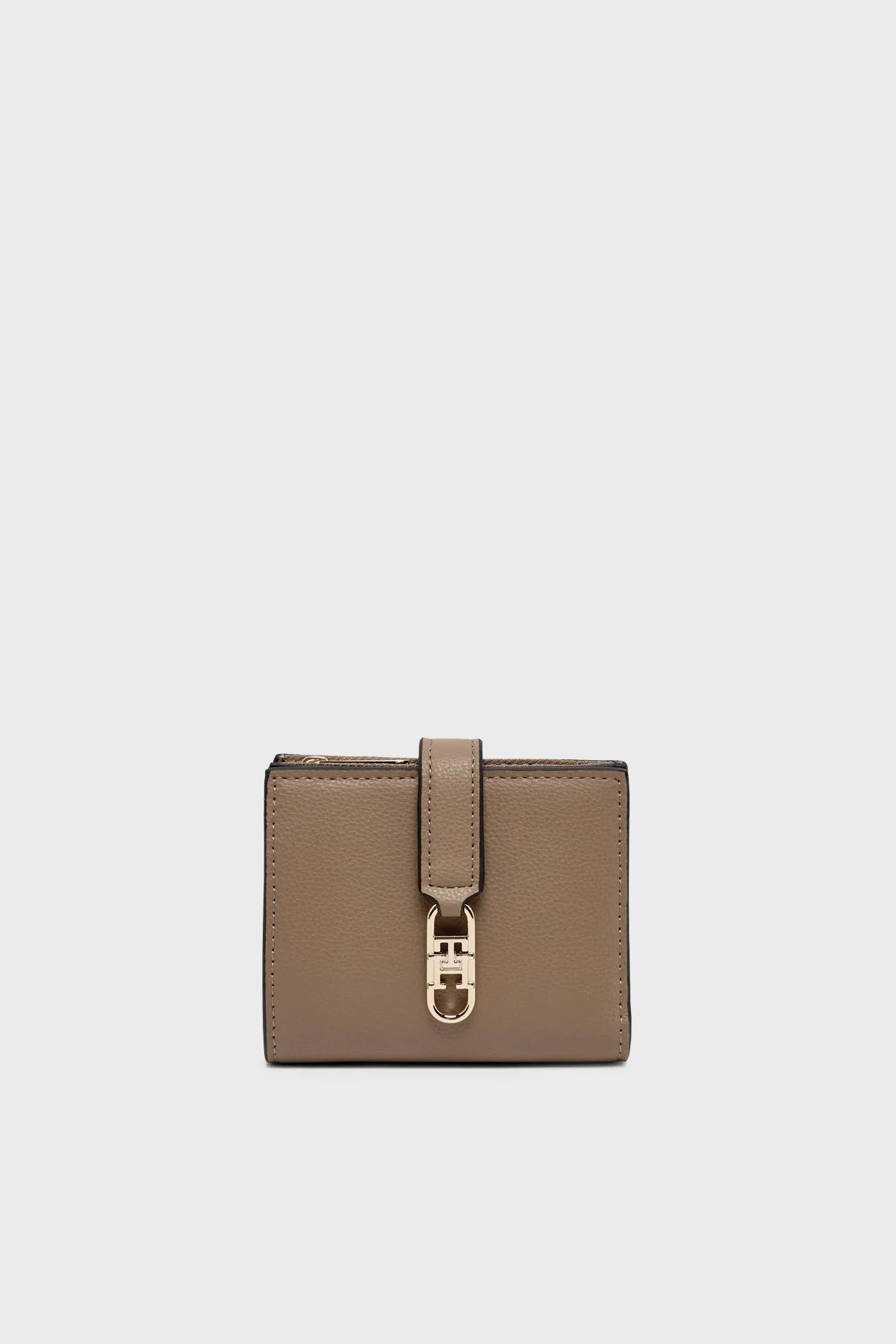 Tommy Hilfiger Logolu Çıtçıtlı ve Fermuarlı Kadın Cüzdan AW0AW18934 R06 Açık kahve - 1