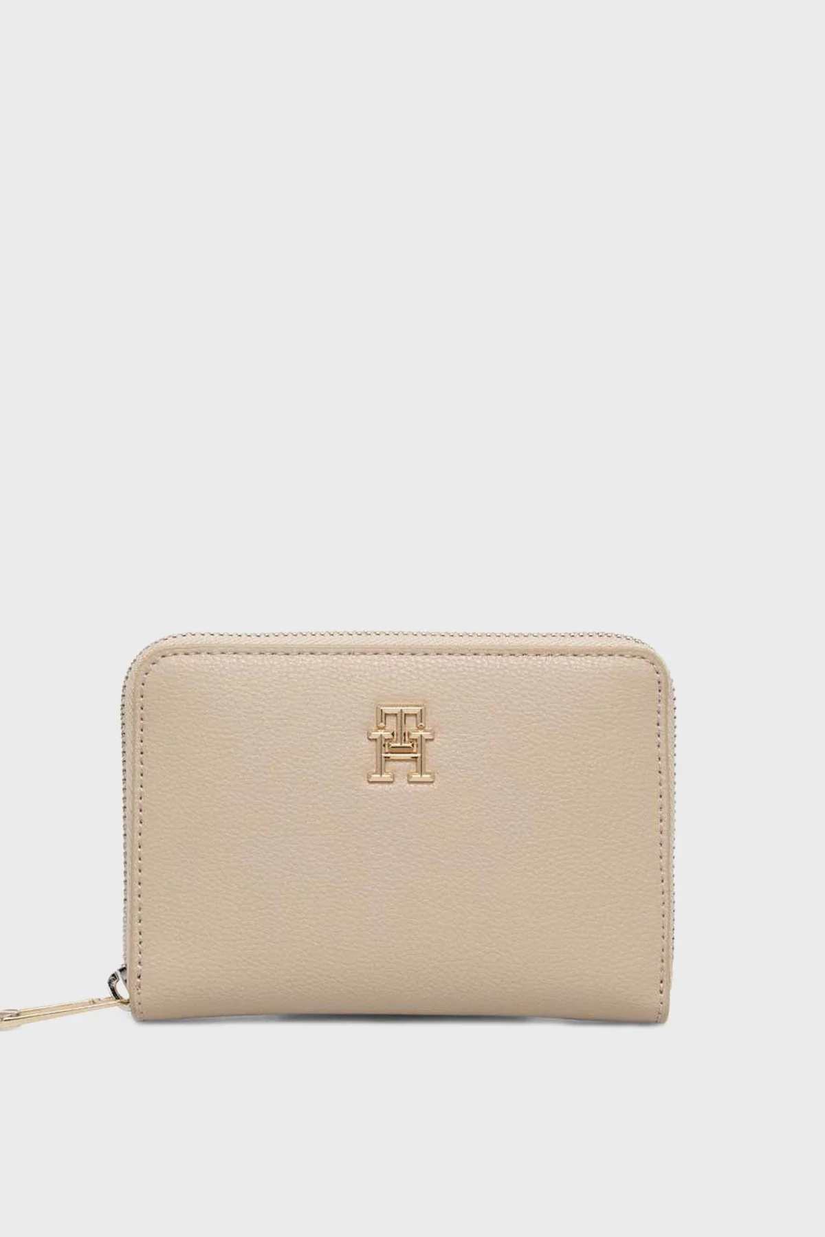 Tommy Hilfiger Logolu Çok Bölmeli Bayan Cüzdan AW0AW16091 AES BEJ - 1