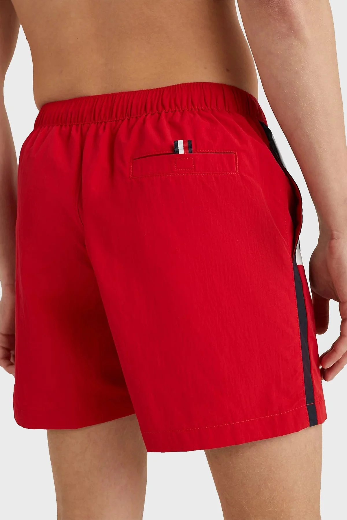 Tommy Hilfiger Logolu Deniz Şortu Belden Bağlamalı Slim Fit Cepli Erkek Mayo Short UM0UM02730 XLG KIRMIZI - 3