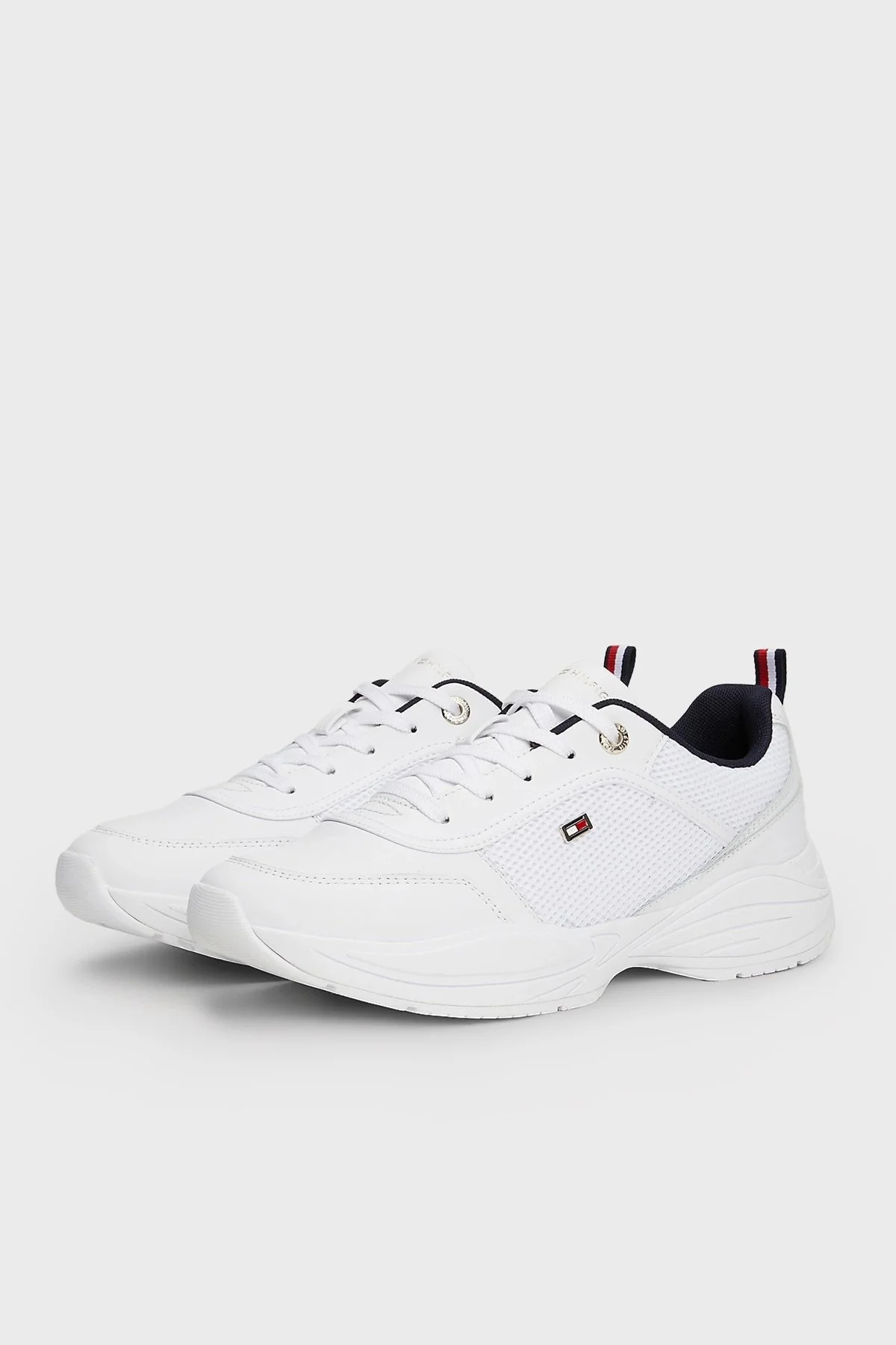 Tommy Hilfiger Logolu Deri Kalın Tabanlı Sneaker Bayan Ayakkabı FW0FW07818 0K5 BEYAZ - 3