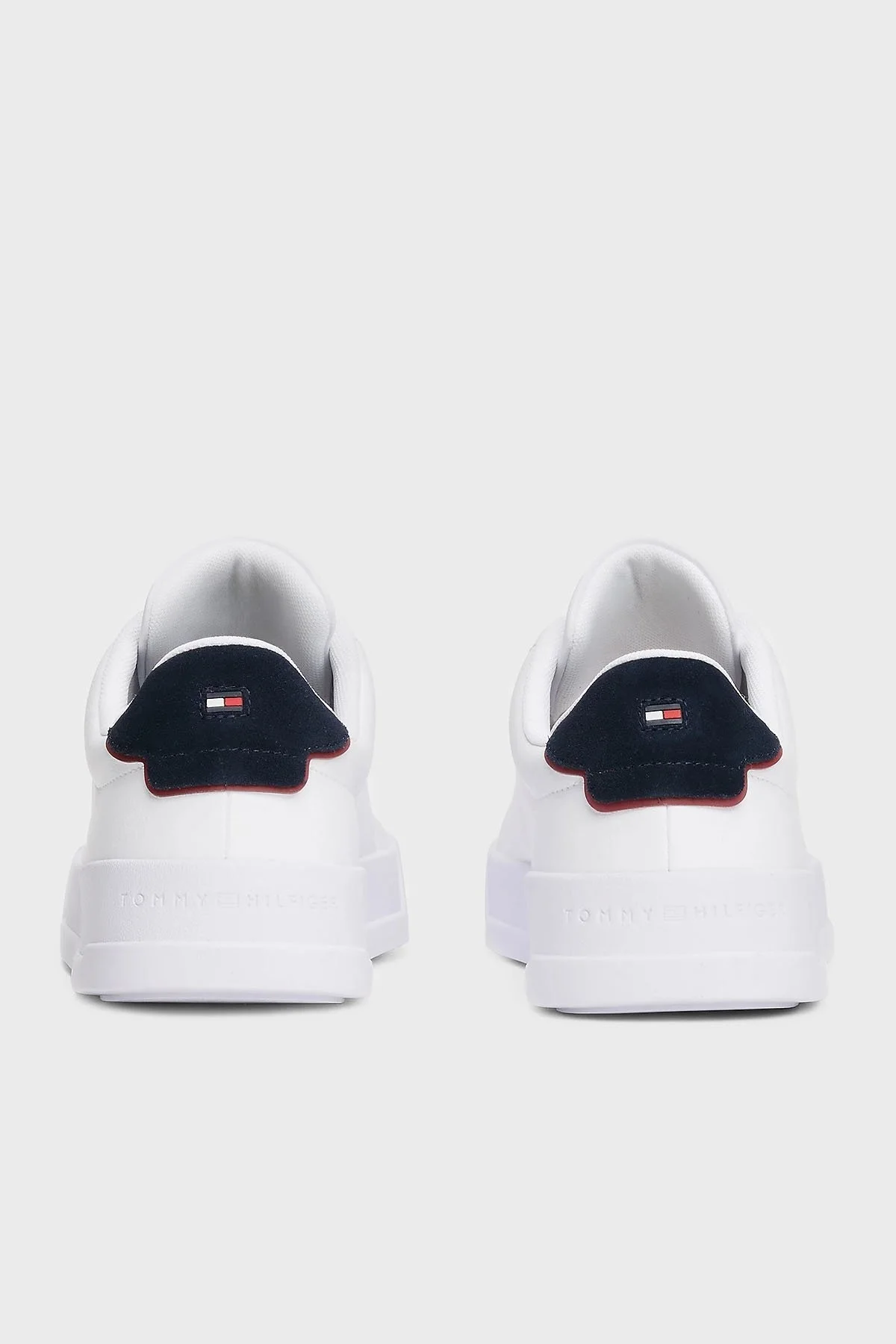 Tommy Hilfiger Logolu Deri Karışımlı Kalın Taban Sneaker Erkek Ayakkabı FM0FM05367 0LD BEYAZ - 13
