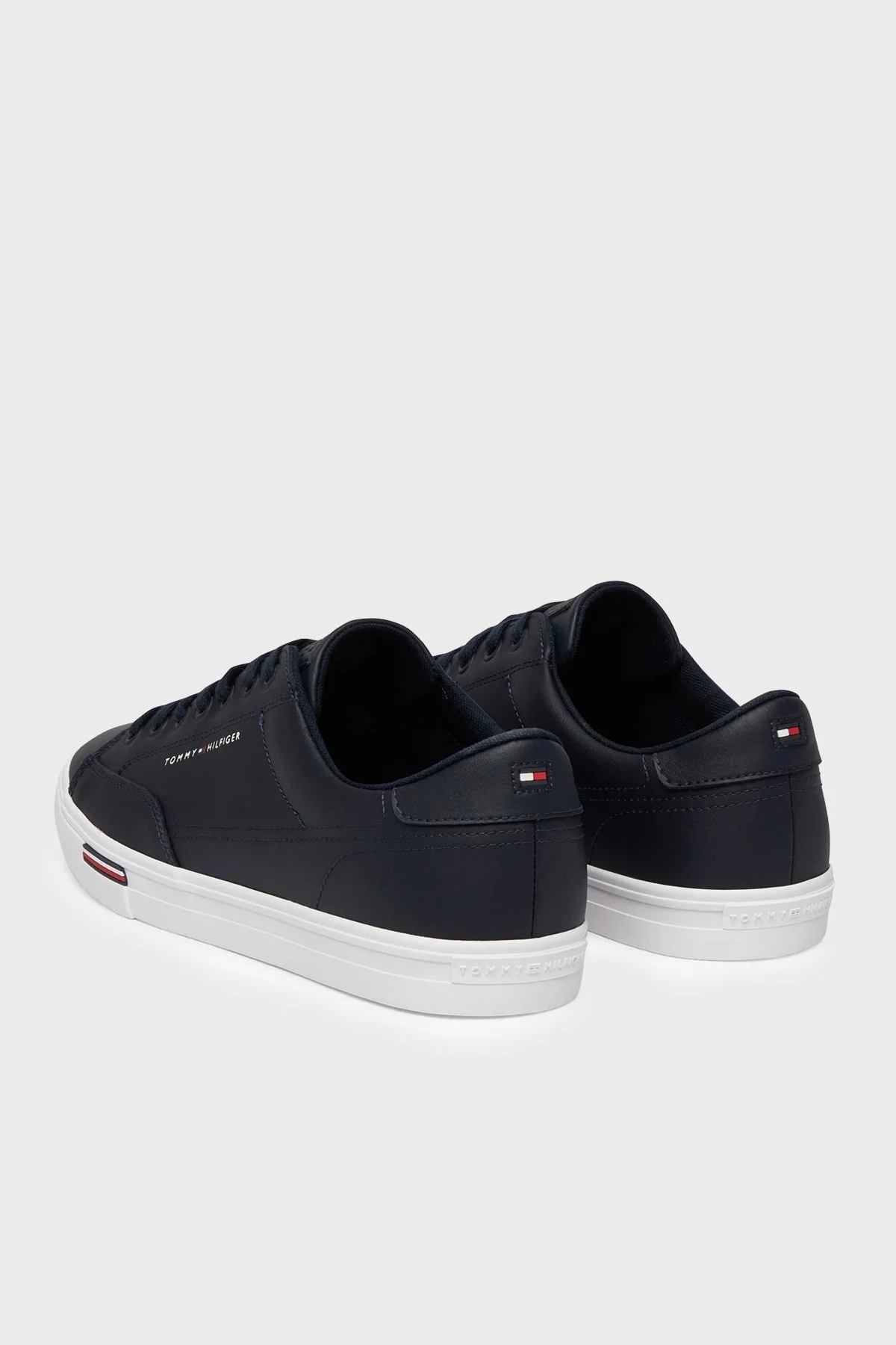 Tommy Hilfiger Logolu Deri Karışımlı Sneaker Erkek Ayakkabı FM0FM05814 DW5 LACİVERT - 4