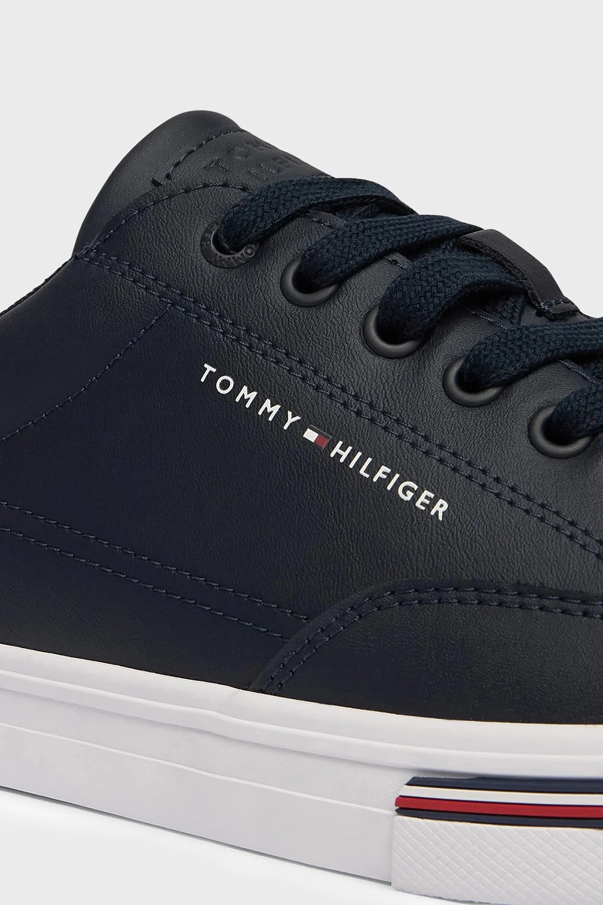 Tommy Hilfiger Logolu Deri Karışımlı Sneaker Erkek Ayakkabı FM0FM05814 DW5 LACİVERT - 6