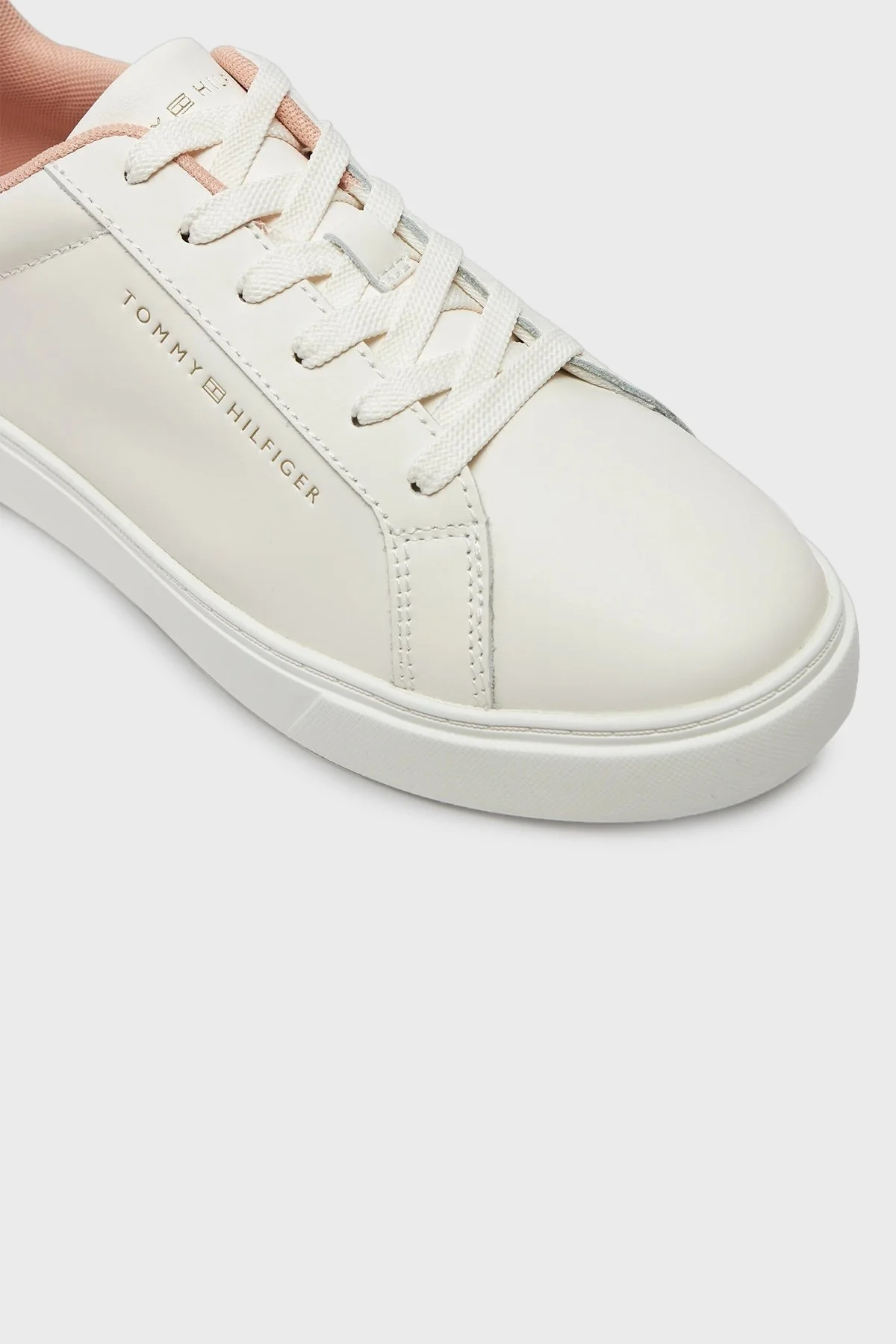 Tommy Hilfiger Logolu Deri Sneaker Bayan Ayakkabı FW0FW08000 TQ6 KREM-PEMBE - 6