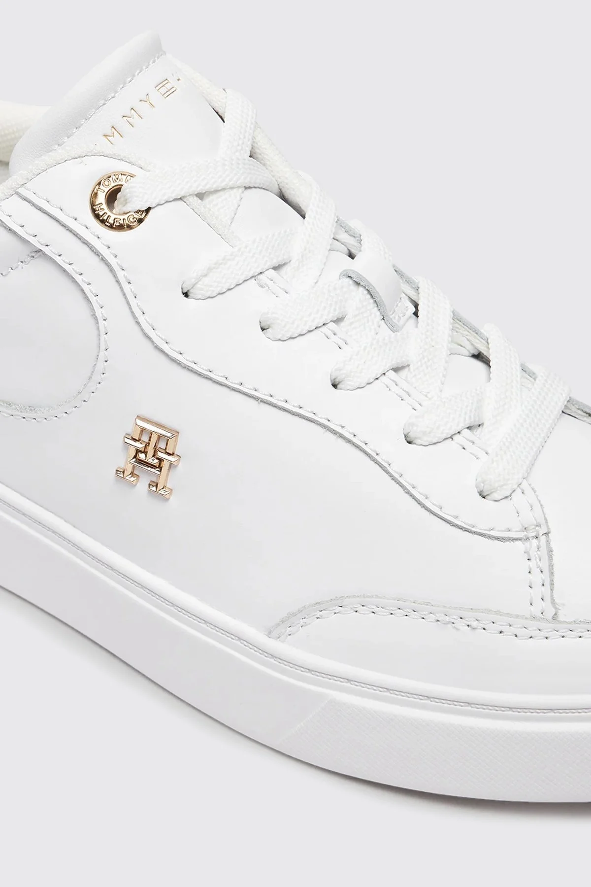 Tommy Hilfiger Logolu Deri Sneaker Bayan Ayakkabı FW0FW08322 YBS BEYAZ - 5