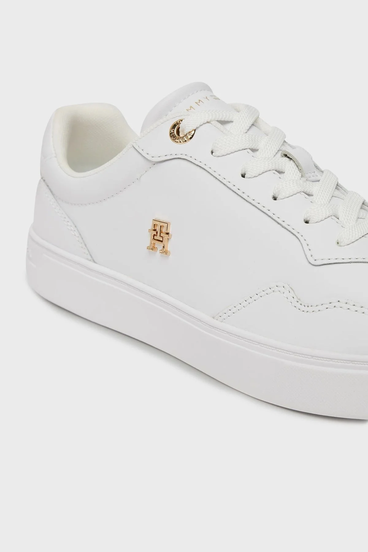 Tommy Hilfiger Logolu Deri Sneaker Bayan Ayakkabı FW0FW08758 0HT BEYAZ - 11