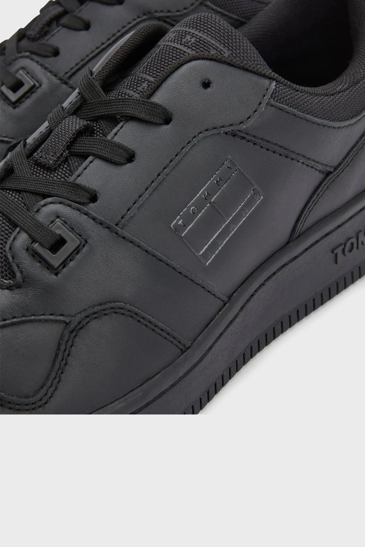 Tommy Hilfiger Logolu Deri Sneaker Erkek Ayakkabı EM0EM00955 0GK SİYAH - 4