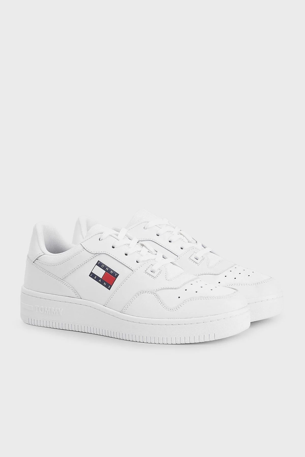 Tommy Hilfiger Logolu Deri Sneaker Erkek Ayakkabı EM0EM00955 YBR BEYAZ - 2