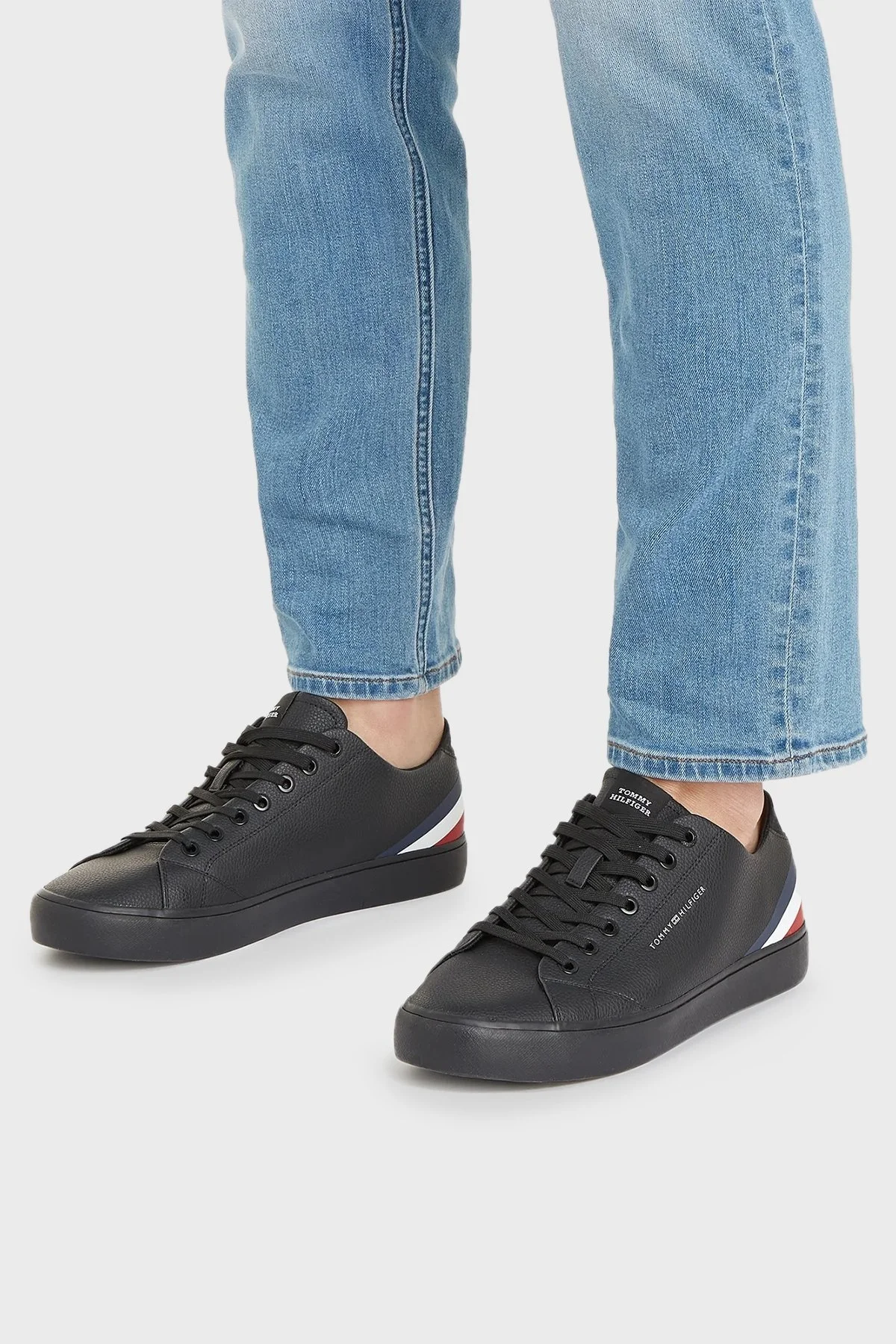 Tommy Hilfiger Logolu Deri Sneaker Erkek Ayakkabı FM0FM04778 0GQ SİYAH - 2