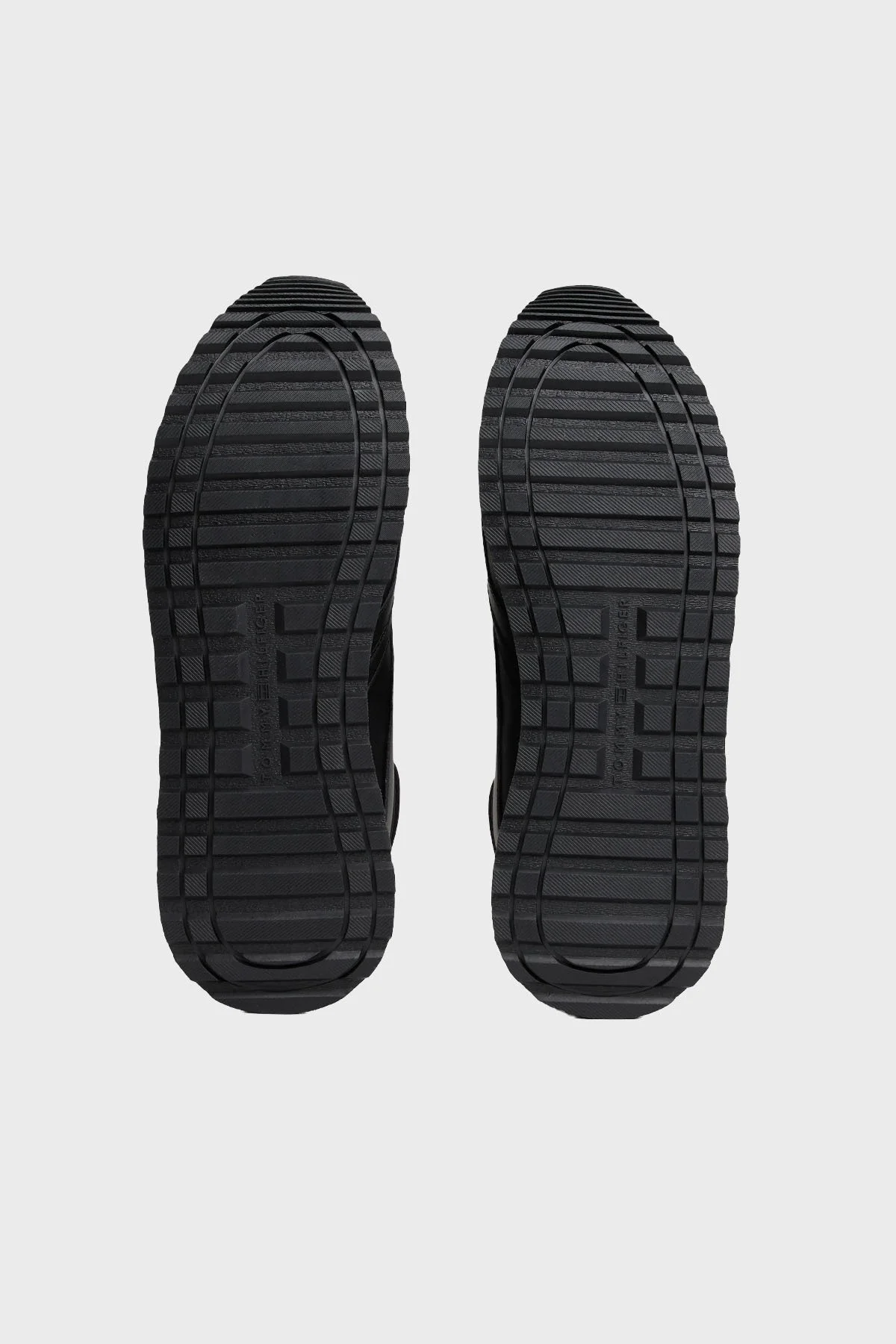 Tommy Hilfiger Logolu Deri Sneaker Erkek Ayakkabı FM0FM05512 0GX SİYAH - 7