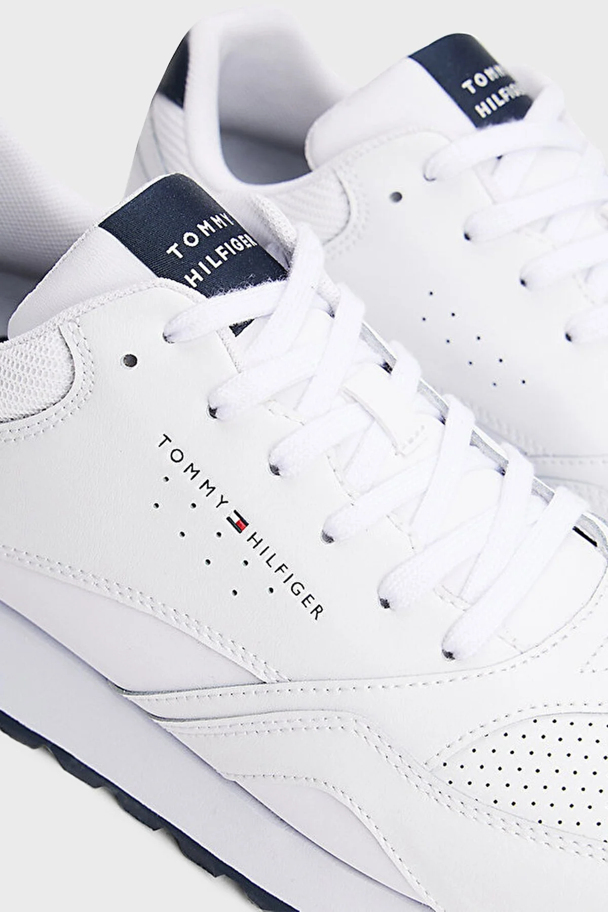 Tommy Hilfiger Logolu Deri Sneaker Erkek Ayakkabı FM0FM05512 YBS BEYAZ - 7