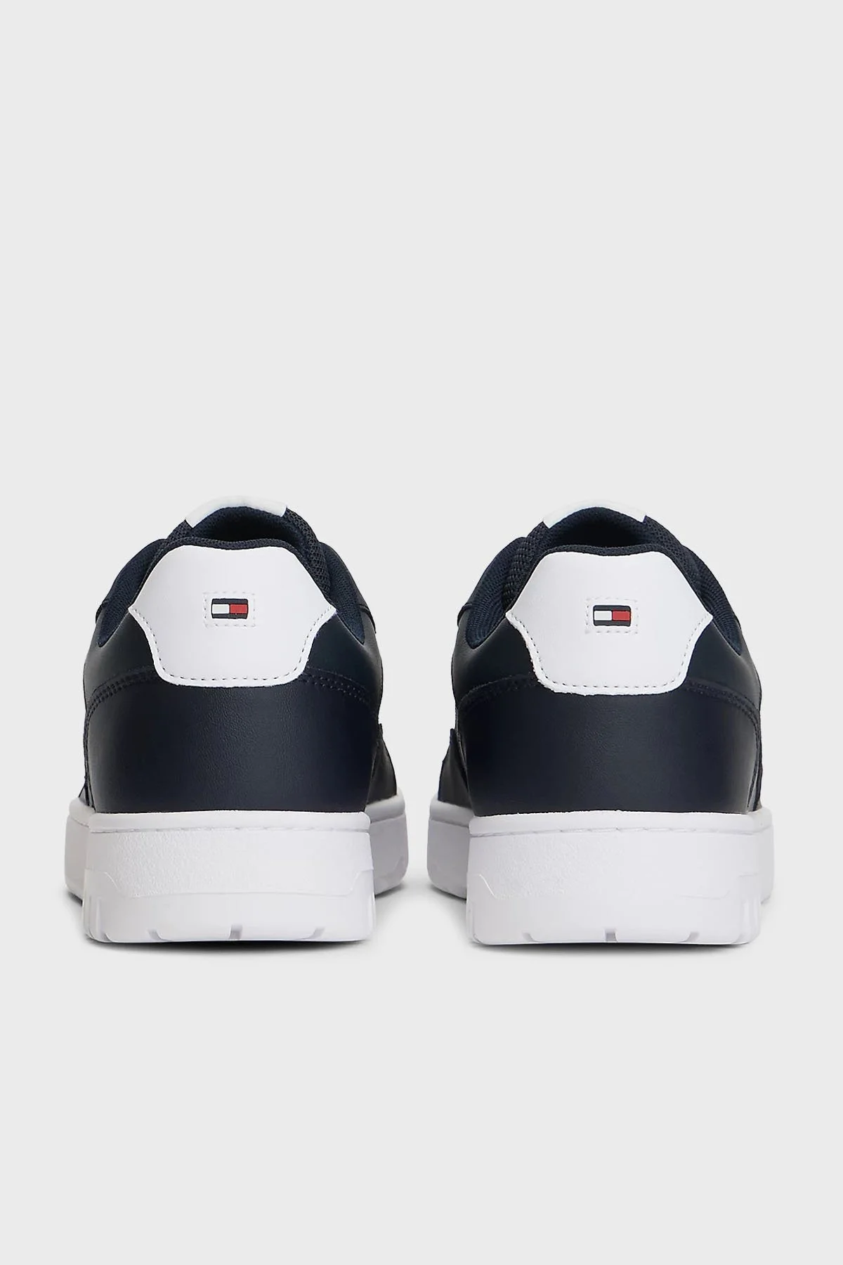 Tommy Hilfiger Logolu Deri Sneaker Erkek Ayakkabı FM0FM05631 DW5 LACİVERT - 5