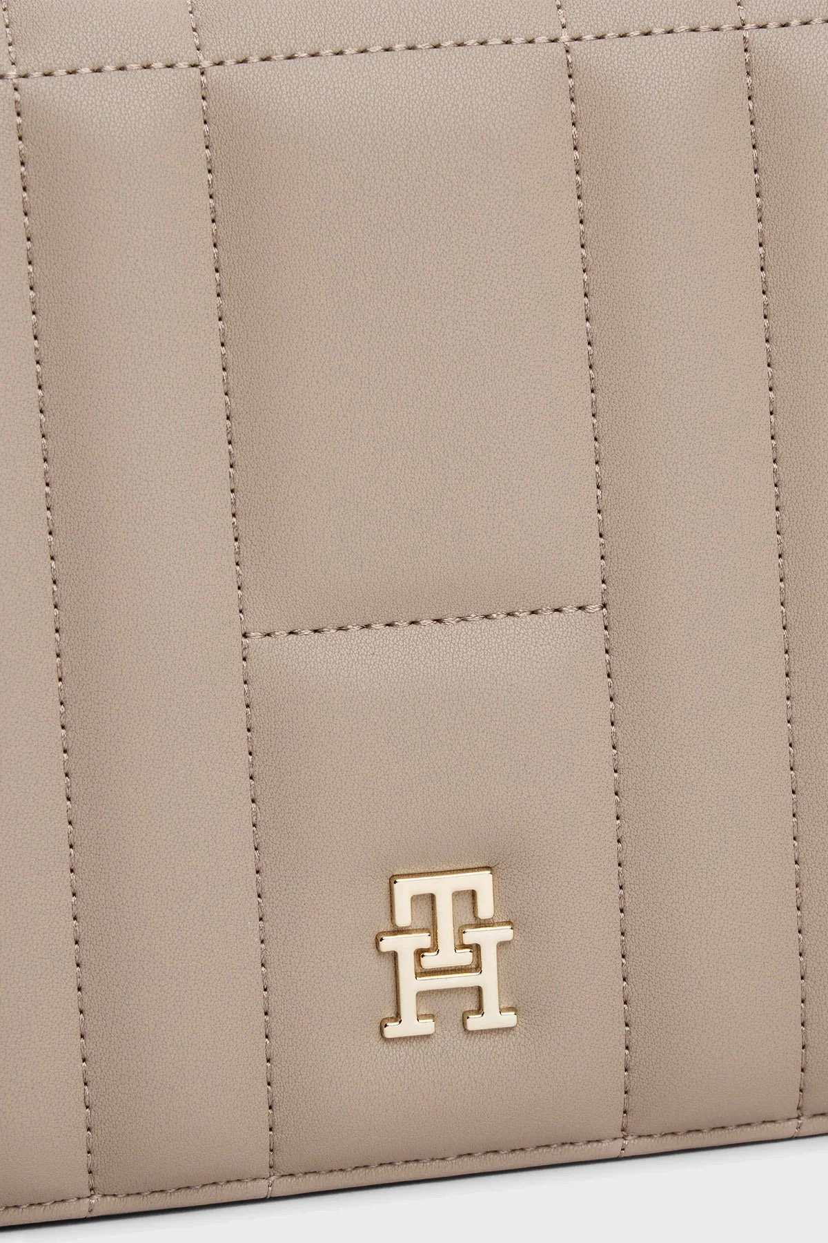 Tommy Hilfiger Logolu Dikiş Detaylı Çıkarılabilir Askılı Bayan Çanta AW0AW17454 AFE BEJ - 5