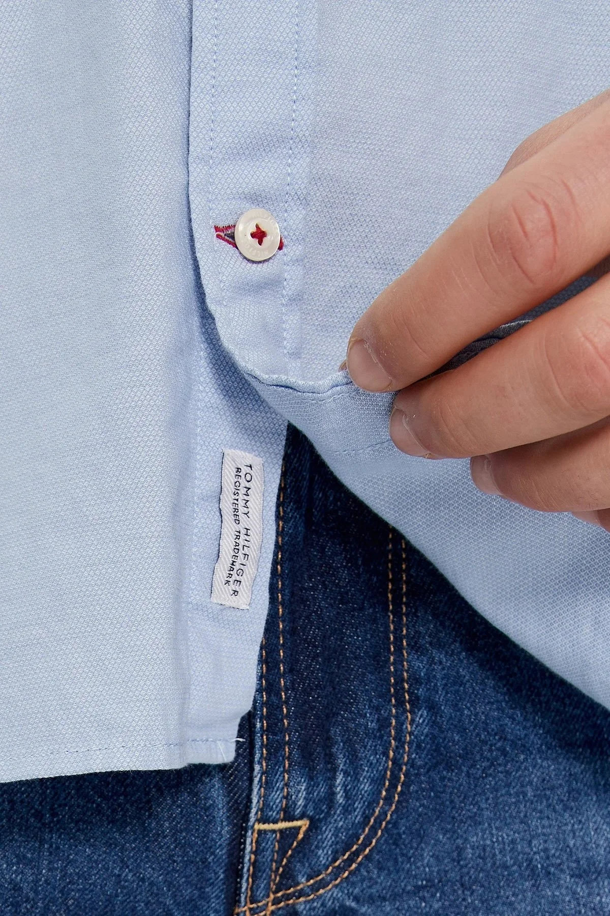 Tommy Hilfiger Logolu Düğmeli Yaka % 100 Pamuk Slim Fit Erkek Gömlek MW0MW33782 CYW AÇIK MAVİ - 6