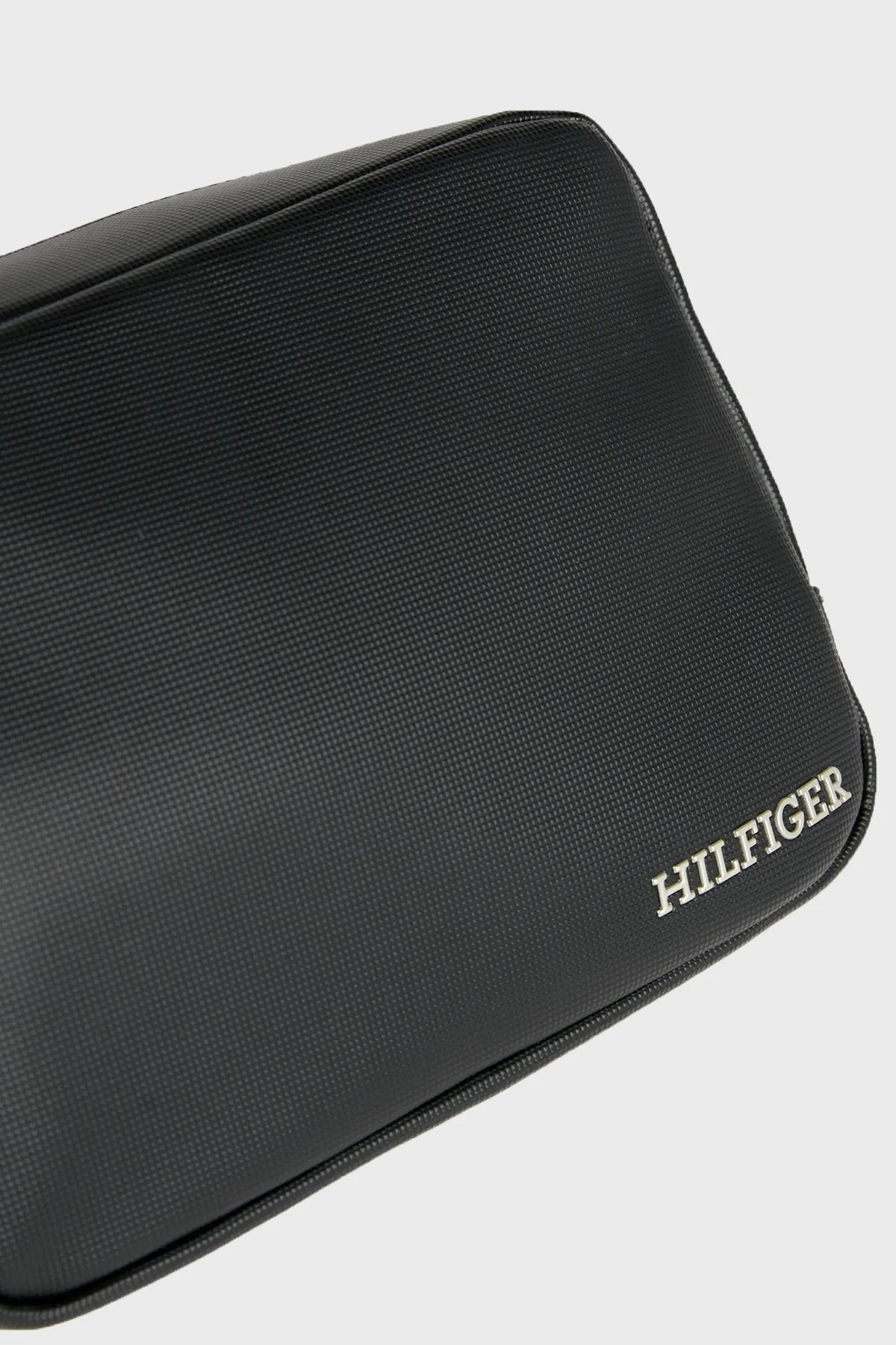 Tommy Hilfiger Logolu Erkek Cüzdan AM0AM11839 BDS SİYAH - 3