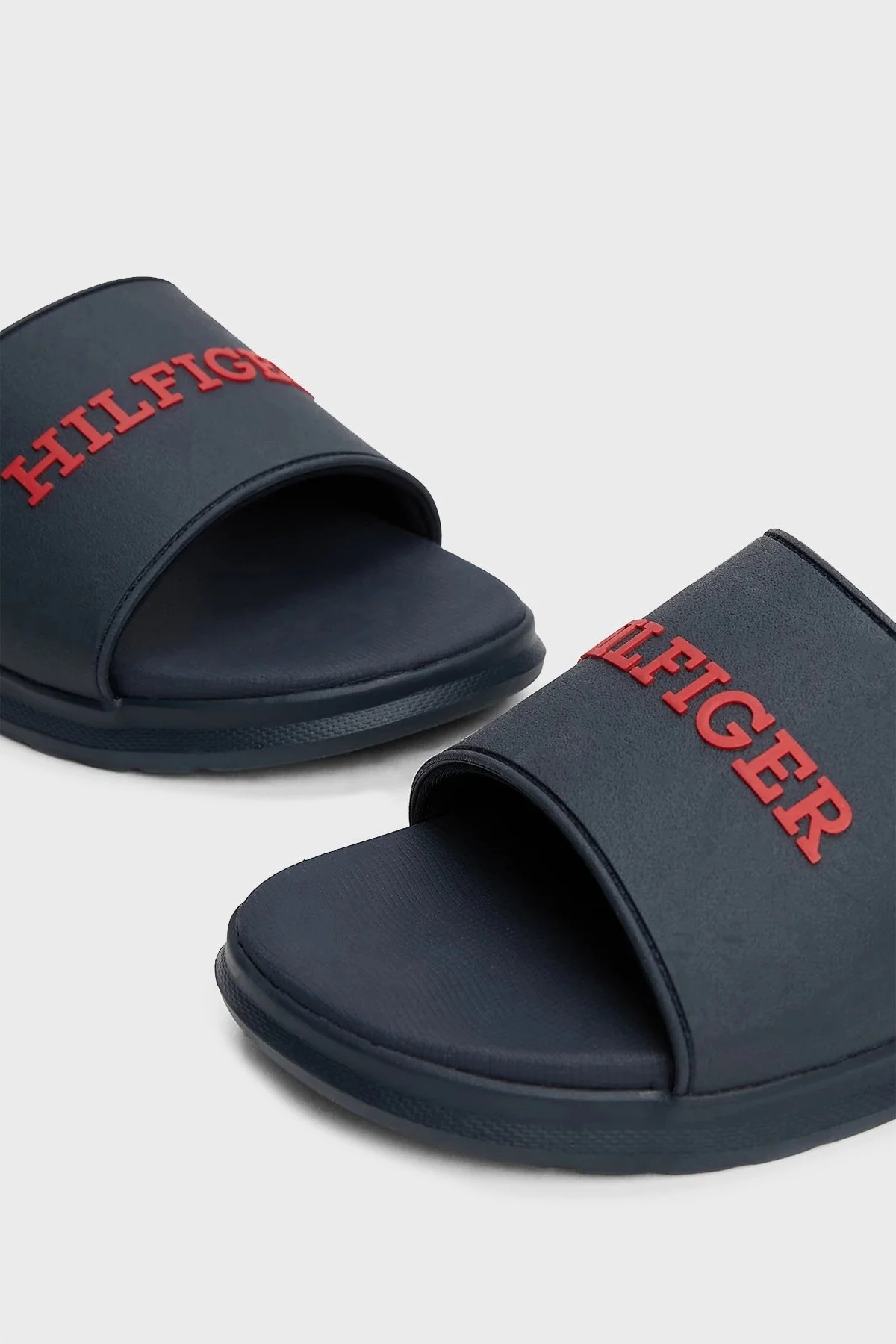 Tommy Hilfiger Logolu Erkek Terlik FM0FM05430 DW5 LACİVERT - 13