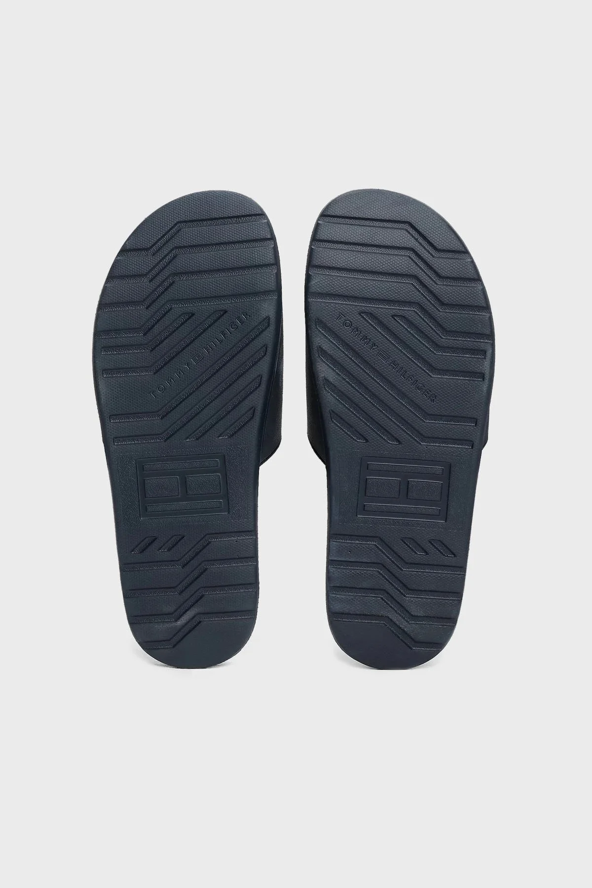 Tommy Hilfiger Logolu Erkek Terlik FM0FM05430 DW5 LACİVERT - 14