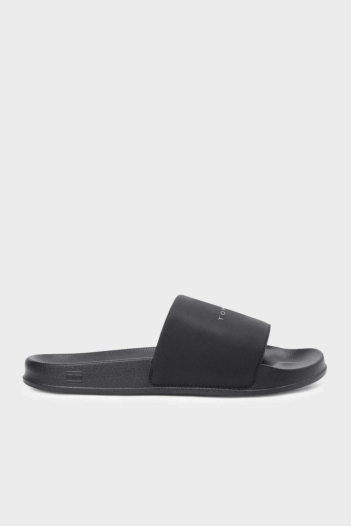 Tommy Hilfiger Logolu Erkek Terlik FM0FM05799 BDS SİYAH - 1