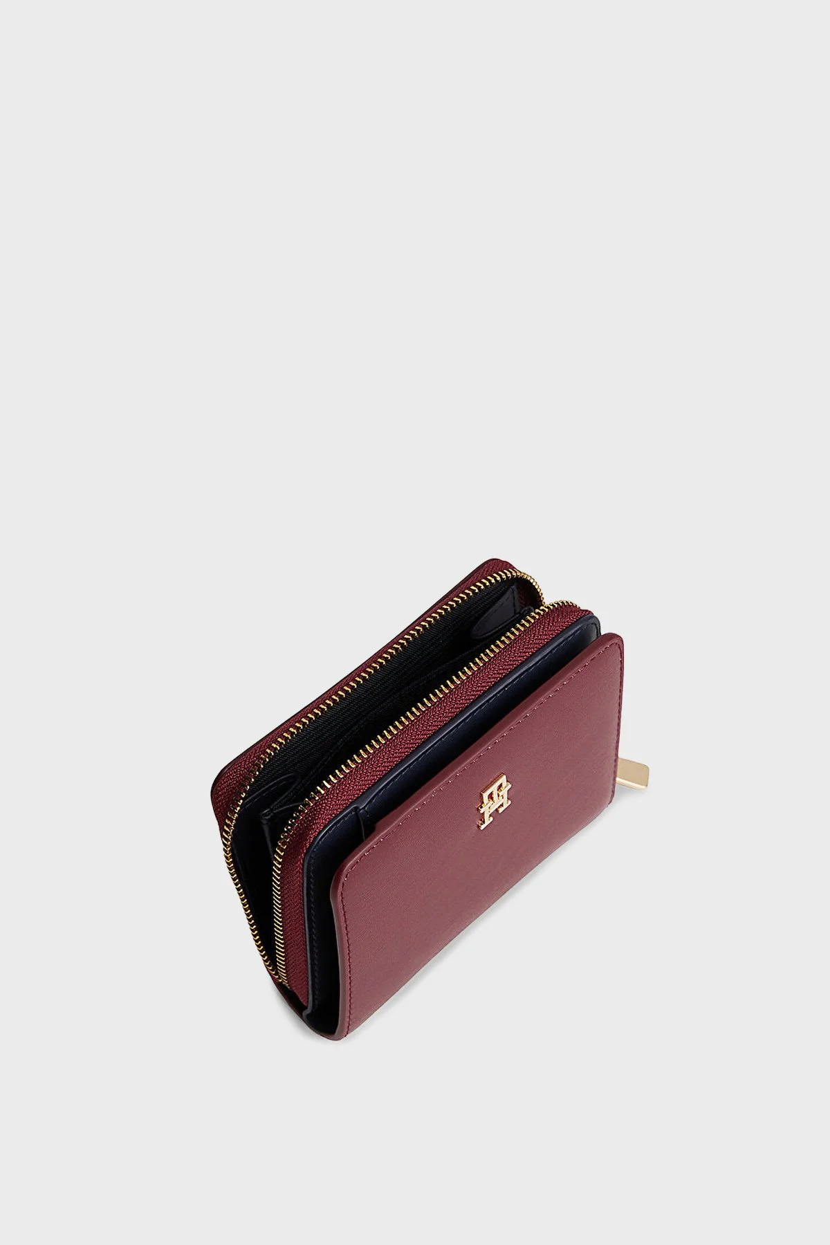 Tommy Hilfiger Logolu Fermuar ve Çıtçıt Düğmeli Bayan Cüzdan AW0AW17742 VLP BORDO - 4