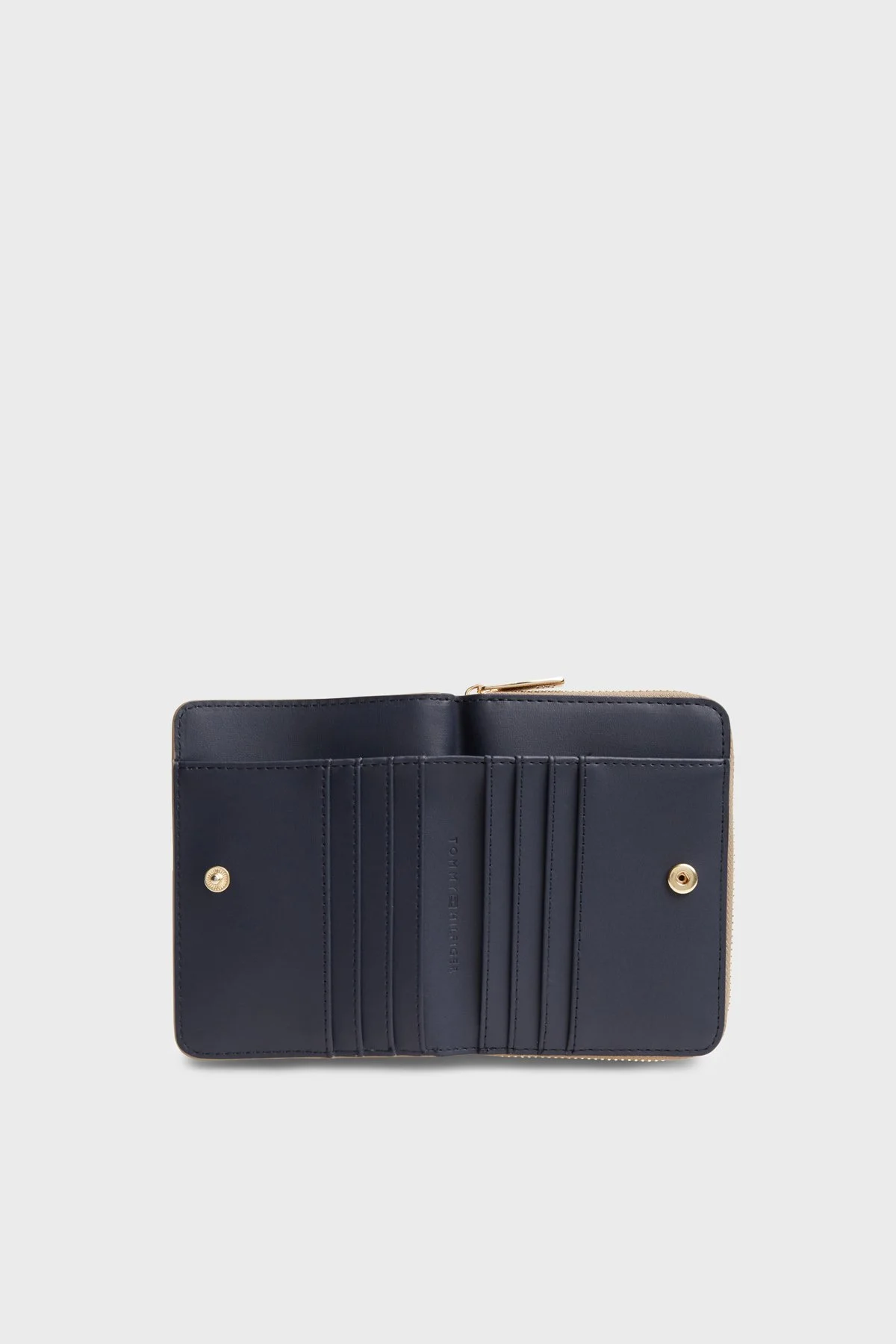 Tommy Hilfiger Logolu Fermuar ve Çıtçıt Düğmeli Kadın Cüzdan AW0AW17742 R06 Açık kahve - 4
