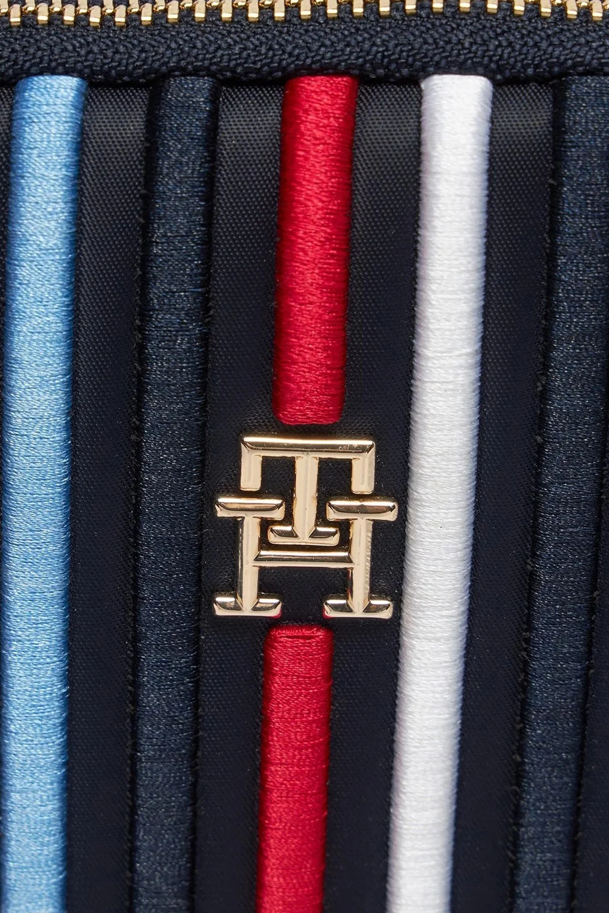 Tommy Hilfiger Logolu Fermuarlı Ayarlanabliir Omuz Askılı Bayan Çanta AW0AW15985 DW6 LACİVERT - 5