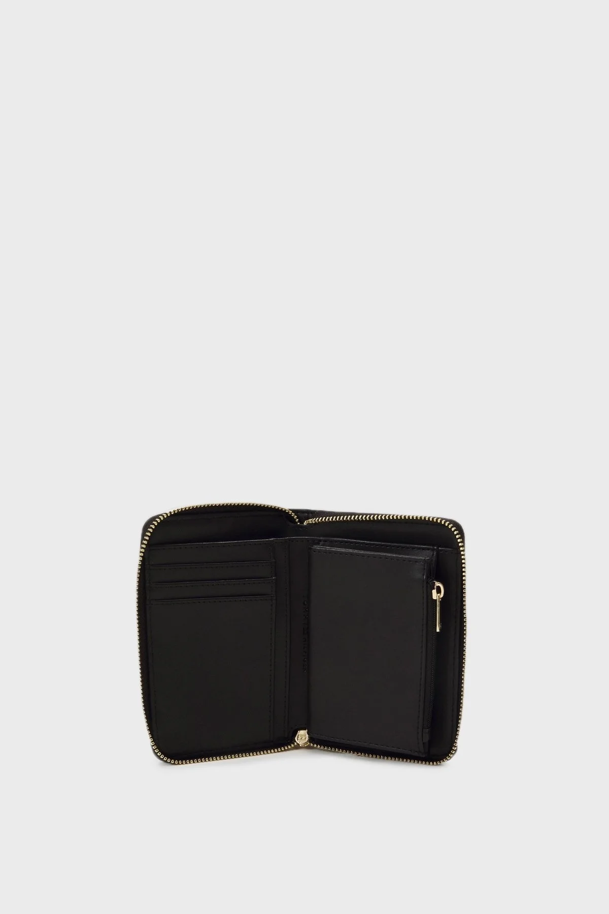 Tommy Hilfiger Logolu Fermuarlı Bayan Cüzdan AW0AW17153 BDS SİYAH - 3