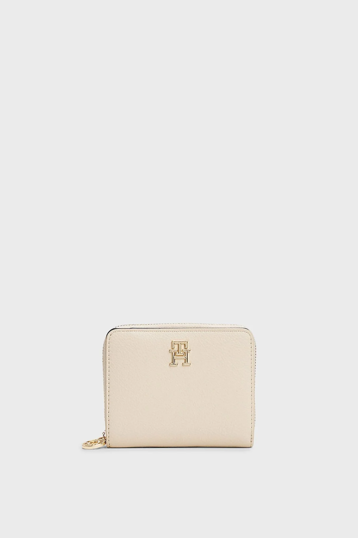 Tommy Hilfiger Logolu Fermuarlı Bayan Cüzdan AW0AW17473 ACI BEJ - 1