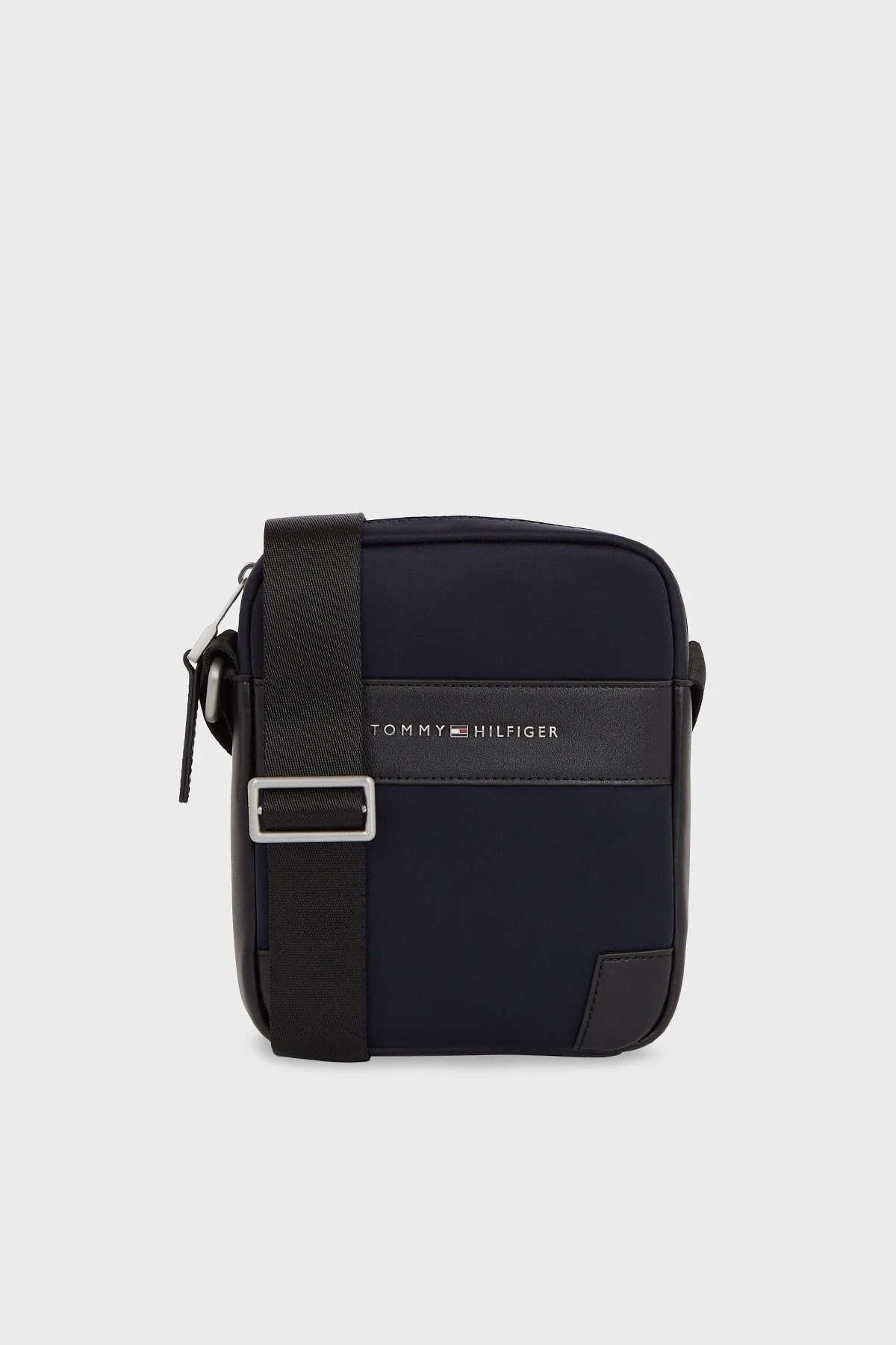 Tommy Hilfiger Logolu Fermuarlı Erkek Çanta AM0AM10570 DW6 LACİVERT - 1