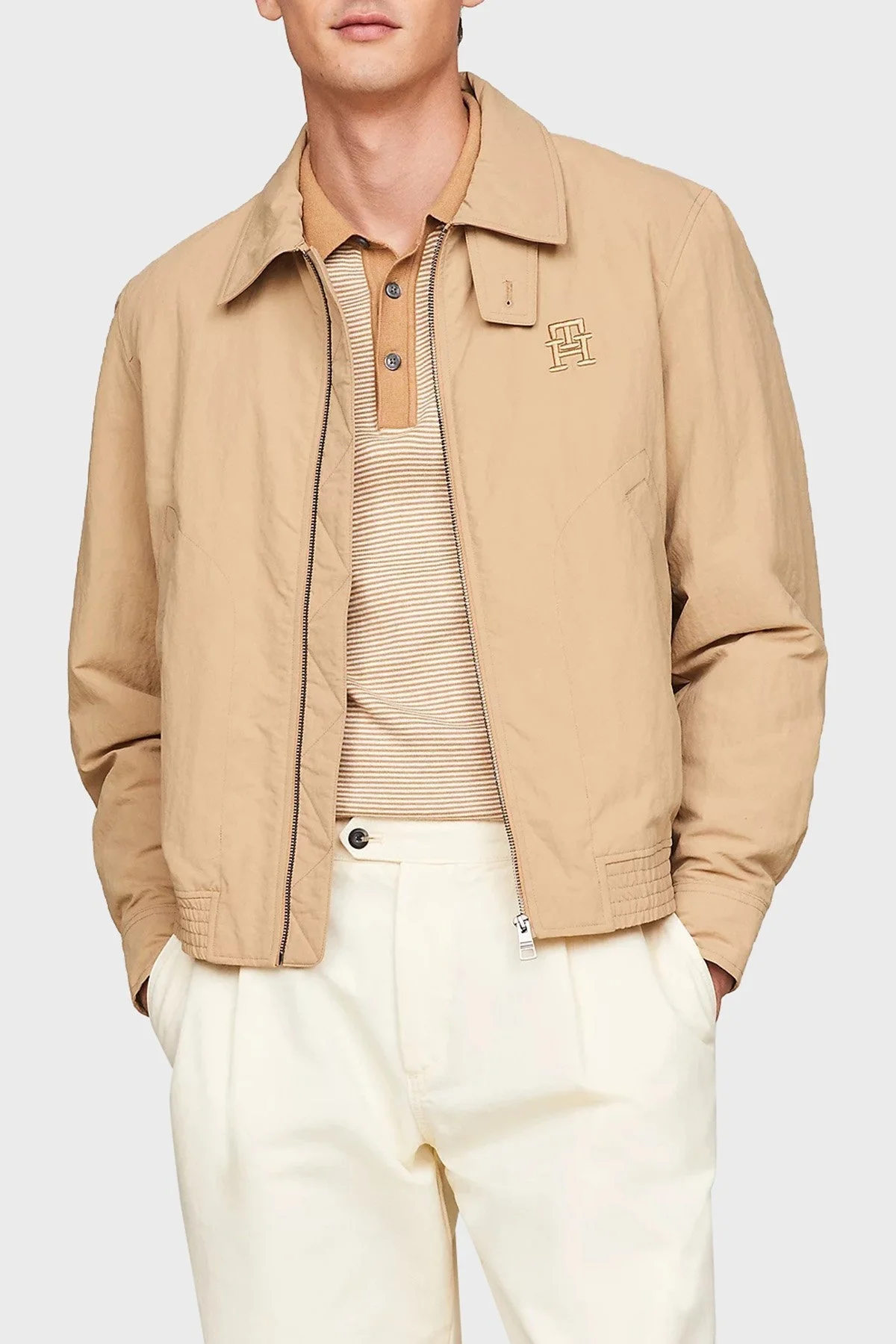 Tommy Hilfiger Logolu Fermuarlı Su Geçirmez Erkek Ceket MW0MW33743 RBL CAMEL - 1