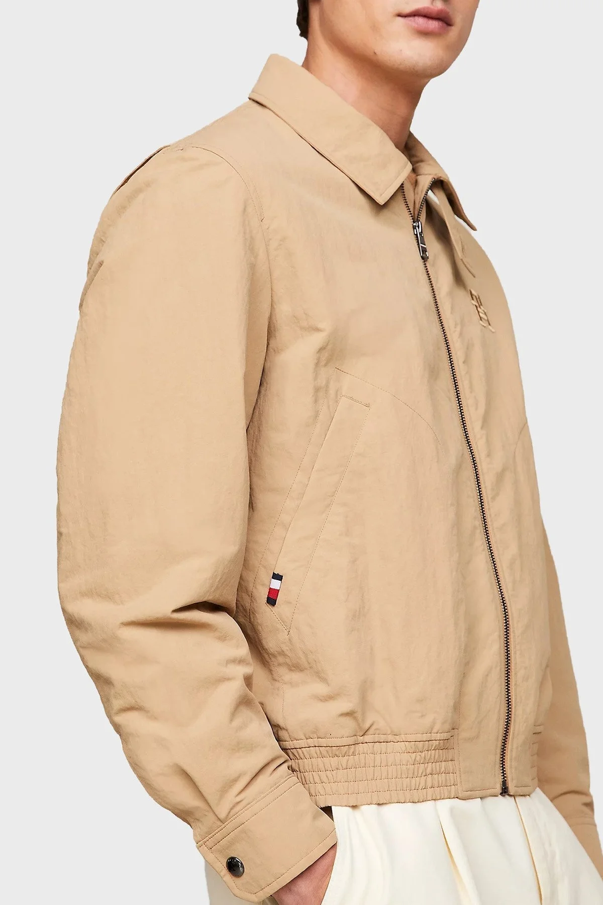 Tommy Hilfiger Logolu Fermuarlı Su Geçirmez Erkek Ceket MW0MW33743 RBL CAMEL - 9