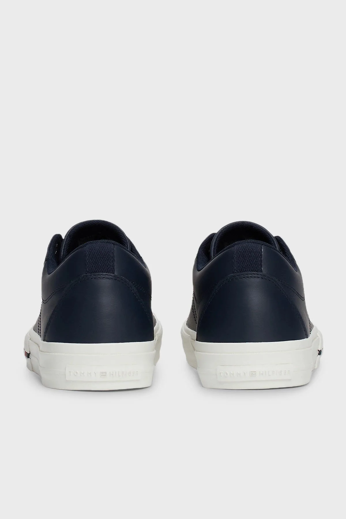 Tommy Hilfiger Logolu Hakiki Deri Senaker Erkek Ayakkabı FM0FM05201 DW5 LACİVERT - 12