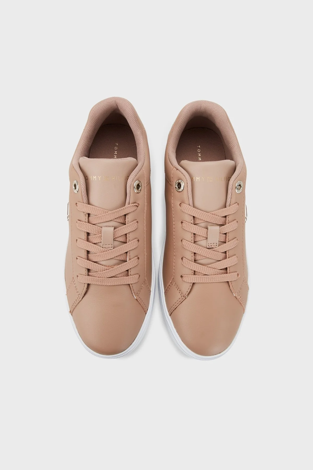 Tommy Hilfiger Logolu Hakiki Deri Sneaker Bayan Ayakkabı FW0FW06854 GUP SÜTLÜ KAHVE - 5