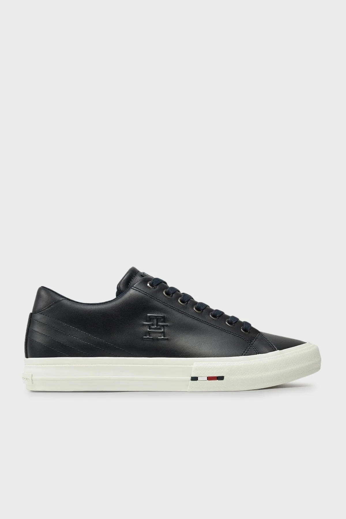 Tommy Hilfiger Logolu Hakiki Deri Sneaker Erkek Ayakkabı FM0FM05203 DW5 LACİVERT - 1