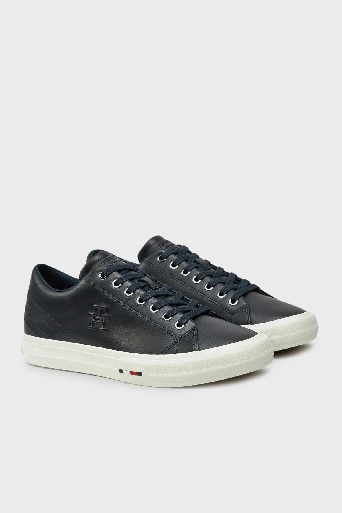 Tommy Hilfiger Logolu Hakiki Deri Sneaker Erkek Ayakkabı FM0FM05203 DW5 LACİVERT - 2