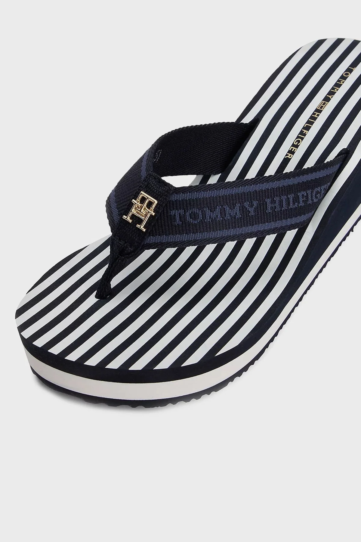 Tommy Hilfiger Logolu Kalın Taban Parmak Arası Bayan Terlik FW0FW08521 DW6 LACİVERT - 5