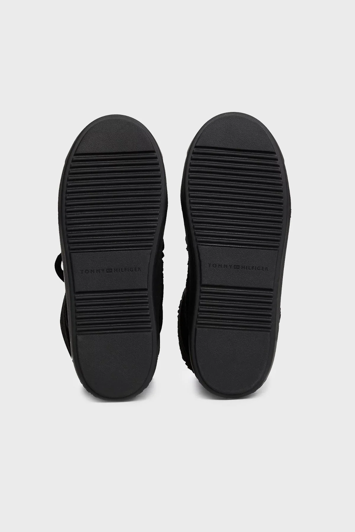 Tommy Hilfiger Logolu Kalın Tabanlı Bağcıklı Bayan Kar Botu FW0FW08252 BDS SİYAH - 7