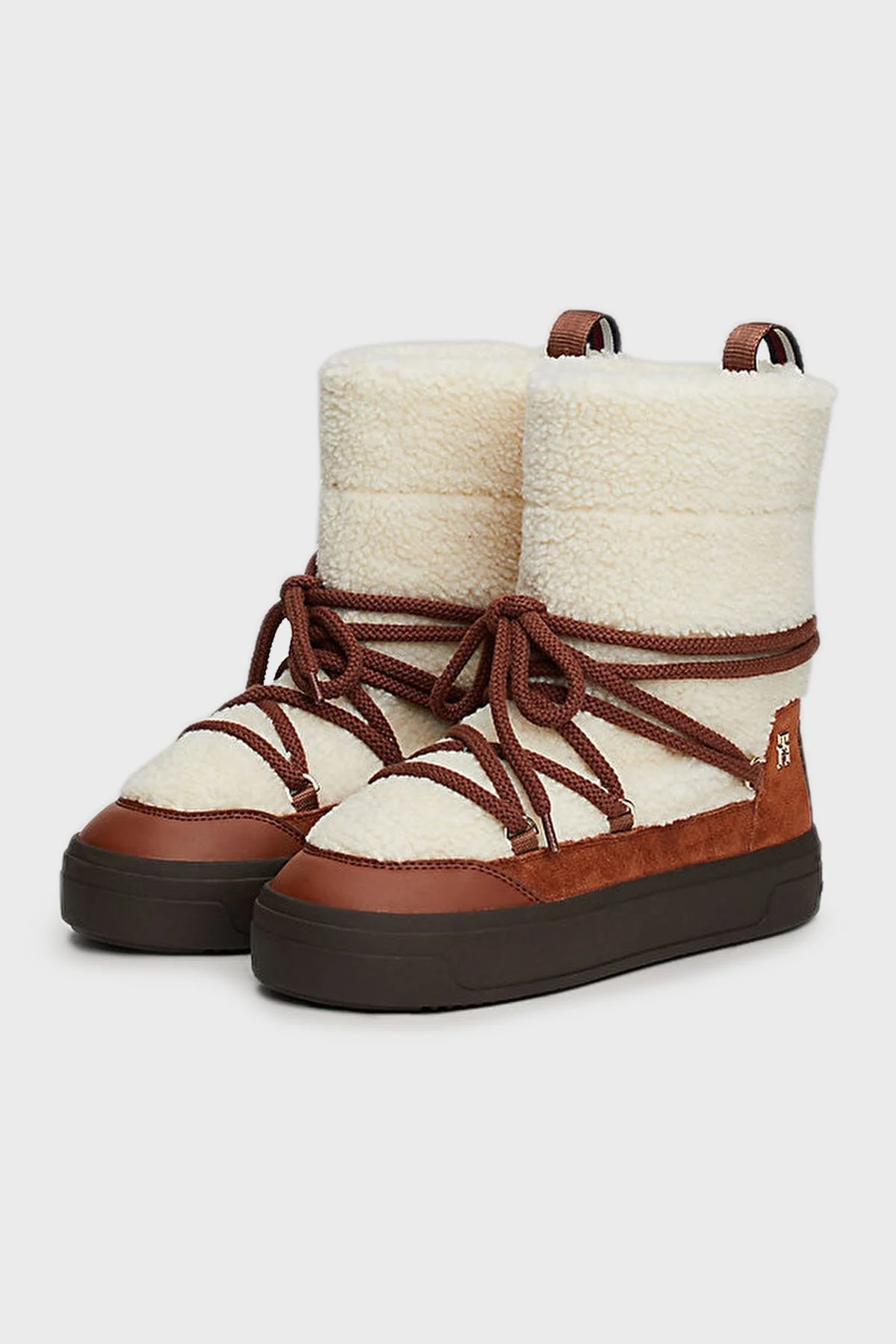 Tommy Hilfiger Logolu Kalın Tabanlı Bağcıklı Bayan Kar Botu FW0FW08252 GPK KREM-KAHVE - 10