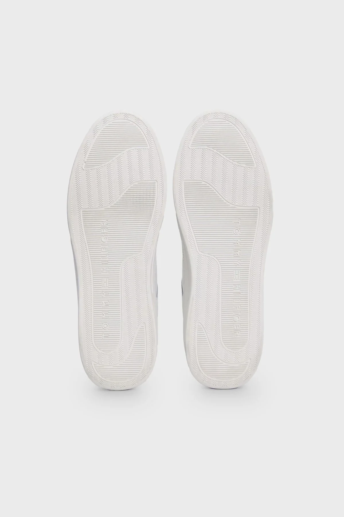 Tommy Hilfiger Logolu Kalın Tabanlı Deri Sneaker Bayan Ayakkabı FW0FW08076 YBL BEYAZ - 8