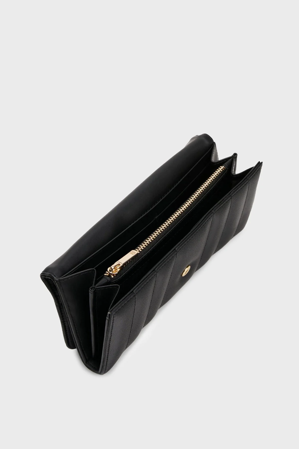 Tommy Hilfiger Logolu Kapaklı Portföy Bayan Cüzdan AW0AW17475 BDS SİYAH - 3