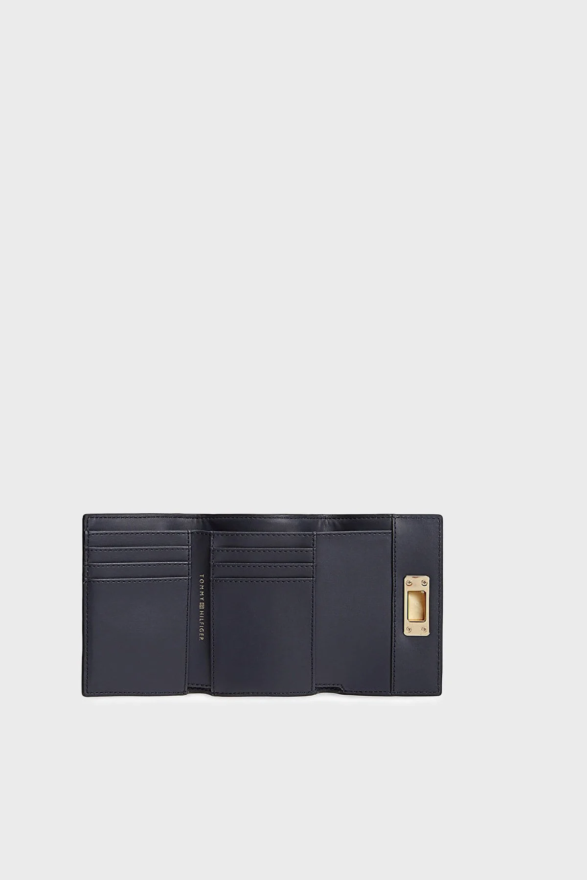 Tommy Hilfiger Logolu Kilitli Kadın Cüzdan AW0AW18703 RBL Koyu bej - 3