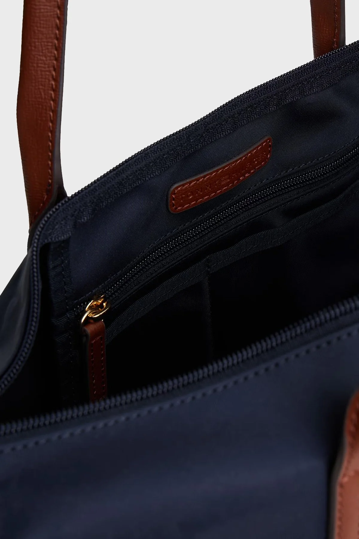 Tommy Hilfiger Logolu Omuz Askılı Tote Bayan Çanta AW0AW17711 DW6 LACİVERT - 4