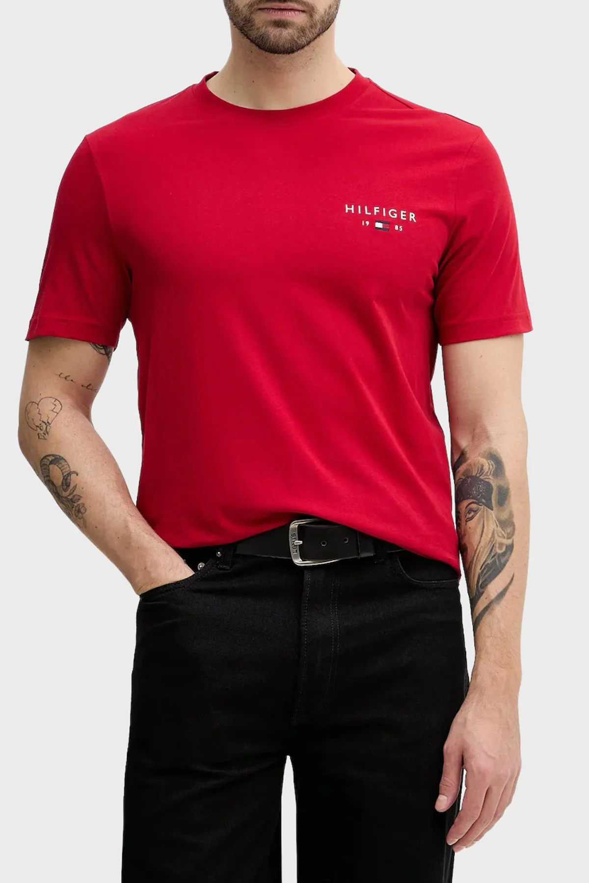 Tommy Hilfiger Logolu Pamuklu Regular Fit Bisiklet Yaka Erkek T Shirt MW0MW41456 XLD KIRMIZI - 1