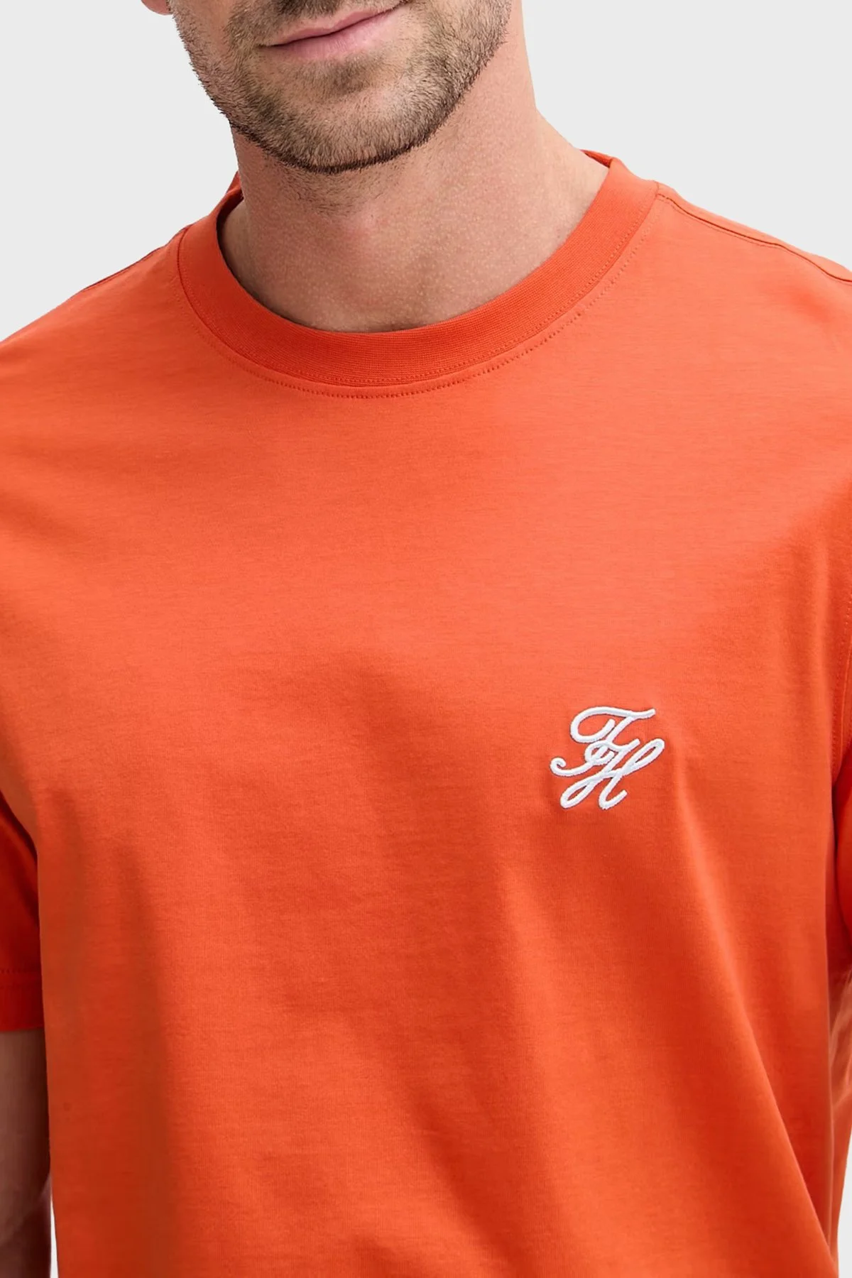 Tommy Hilfiger Logolu Pamuklu Regular Fit Bisiklet Yaka Erkek T Shirt MW0MW43066 SCX ORANGE - 4