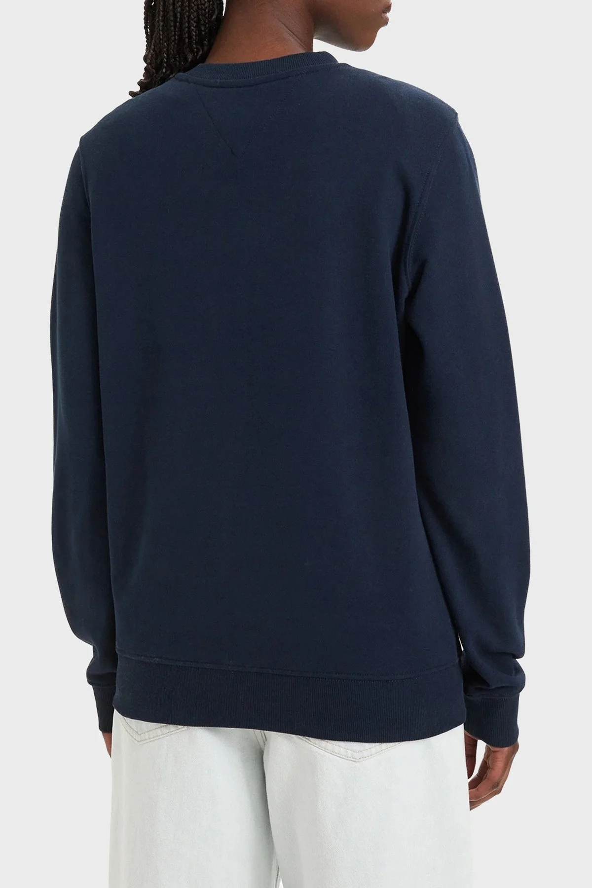 Tommy Hilfiger Logolu Pamuklu Regular Fit Bisiklet Yaka Kadın Sweat DW0DW22829 C1G Lacivert - 3