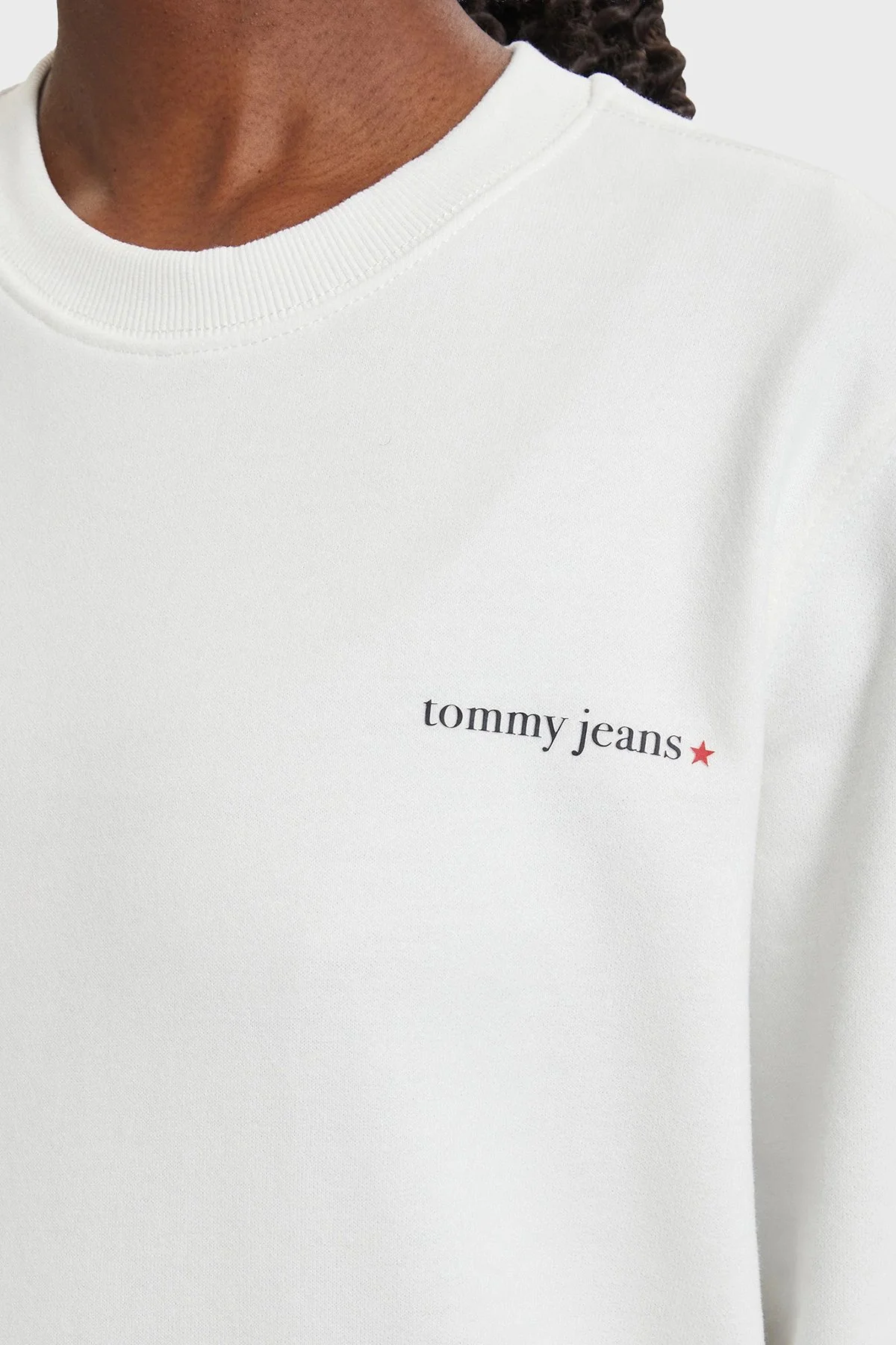 Tommy Hilfiger Logolu Pamuklu Regular Fit Bisiklet Yaka Kadın Sweat DW0DW22829 YBL Beyaz - 4