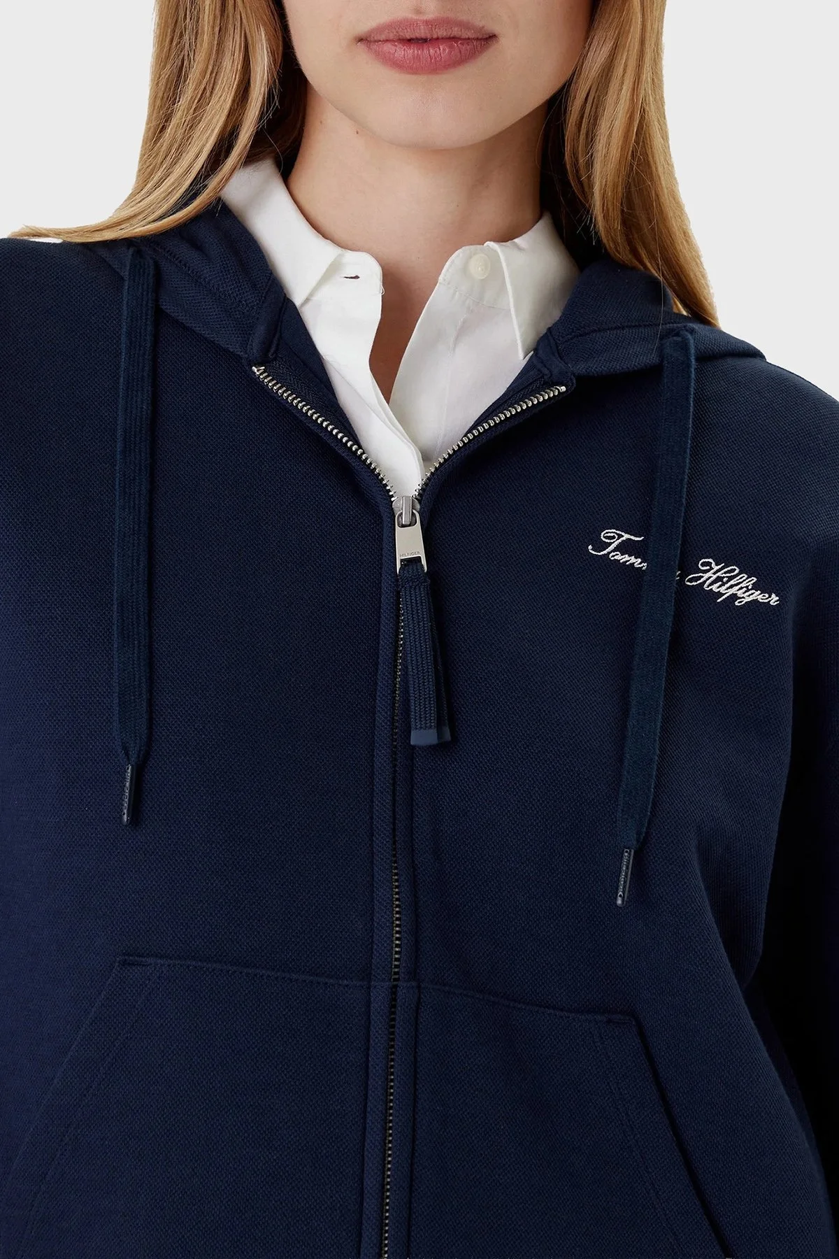 Tommy Hilfiger Logolu Pamuklu Regular Fit Kapüşonlu Crop Bayan Sweat WW0WW45742 C1G LACİVERT - 4