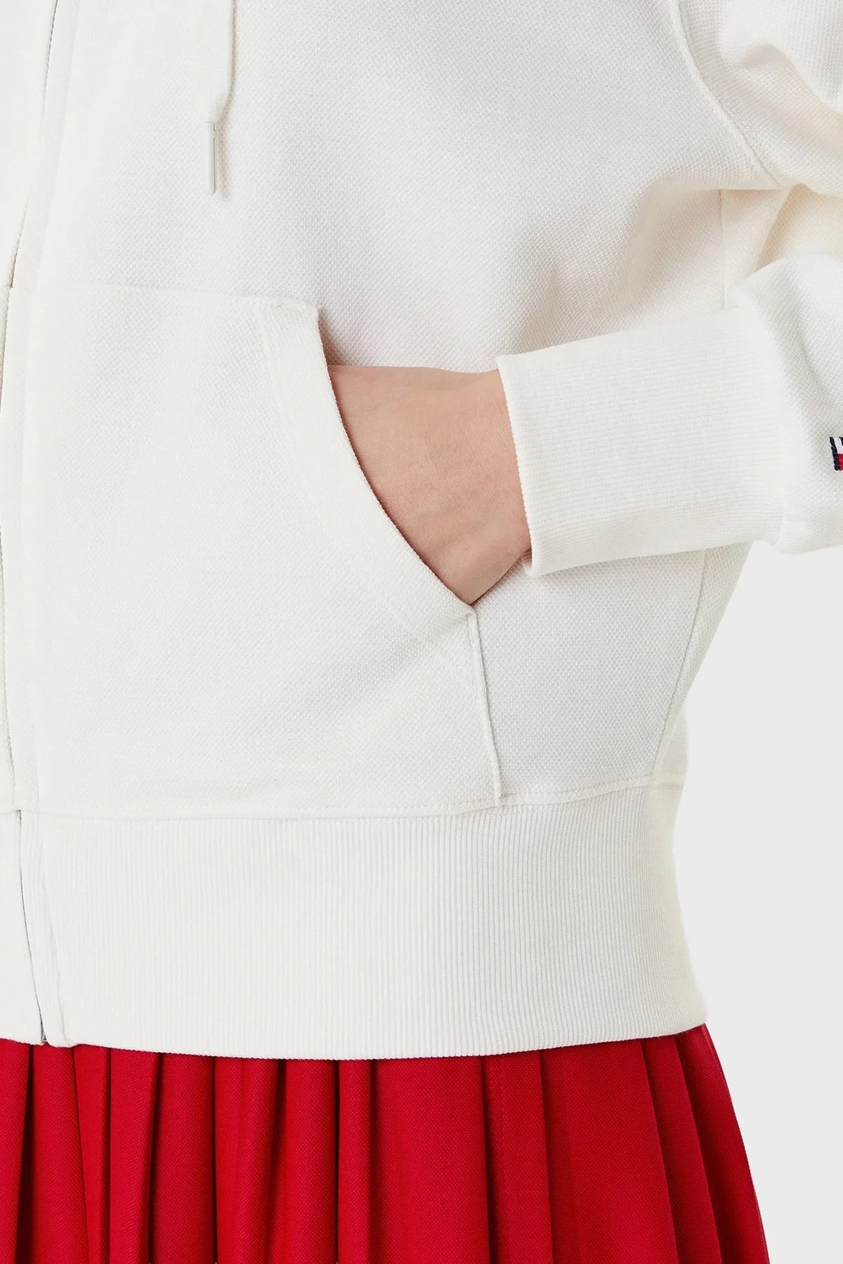 Tommy Hilfiger Logolu Pamuklu Regular Fit Kapüşonlu Crop Bayan Sweat WW0WW45742 YA8 BEYAZ - 5