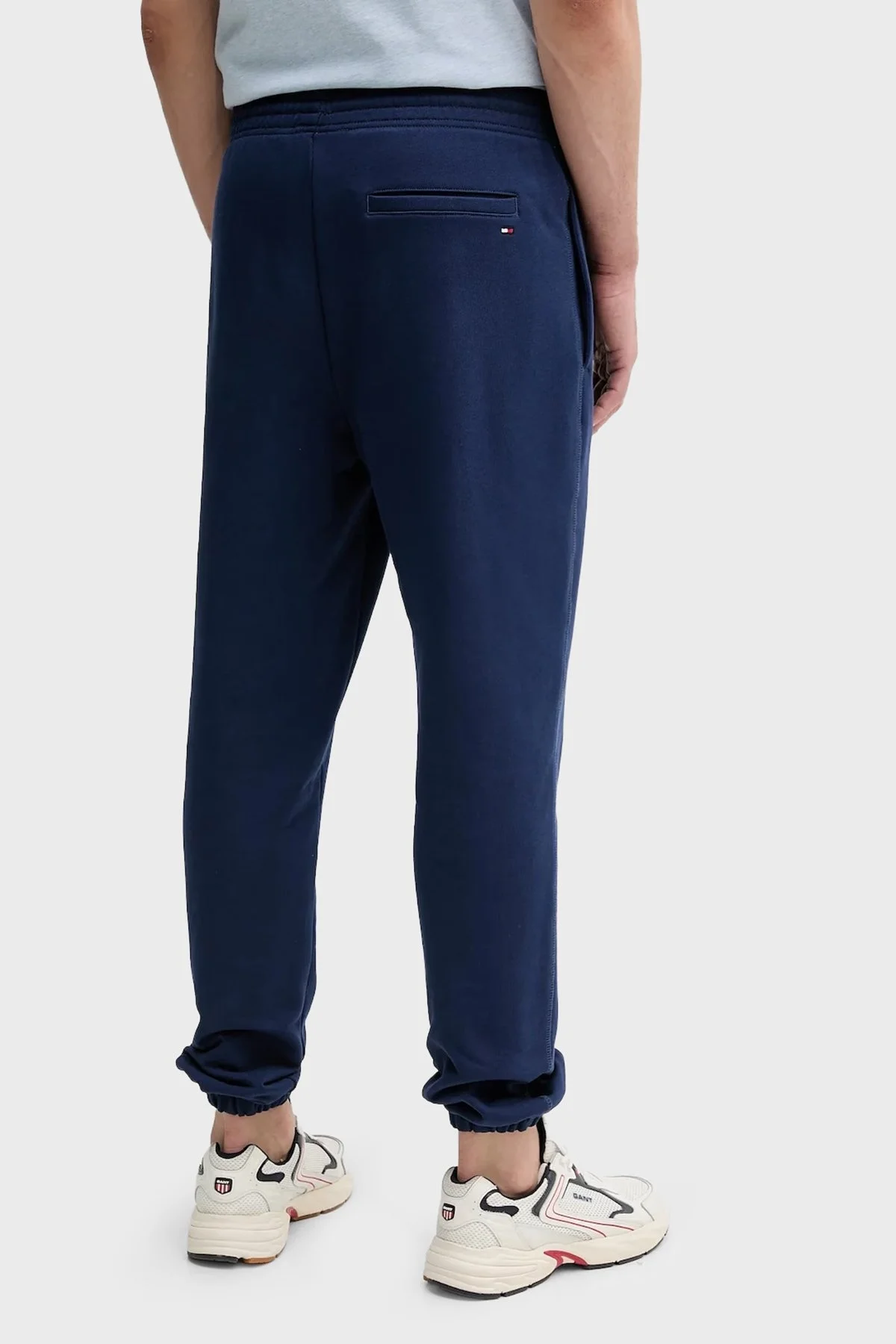 Tommy Hilfiger Logolu Pamuklu Regular Fit Ribanalı Paça Erkek Pantolon MW0MW39688 C7G MAVİ - 3